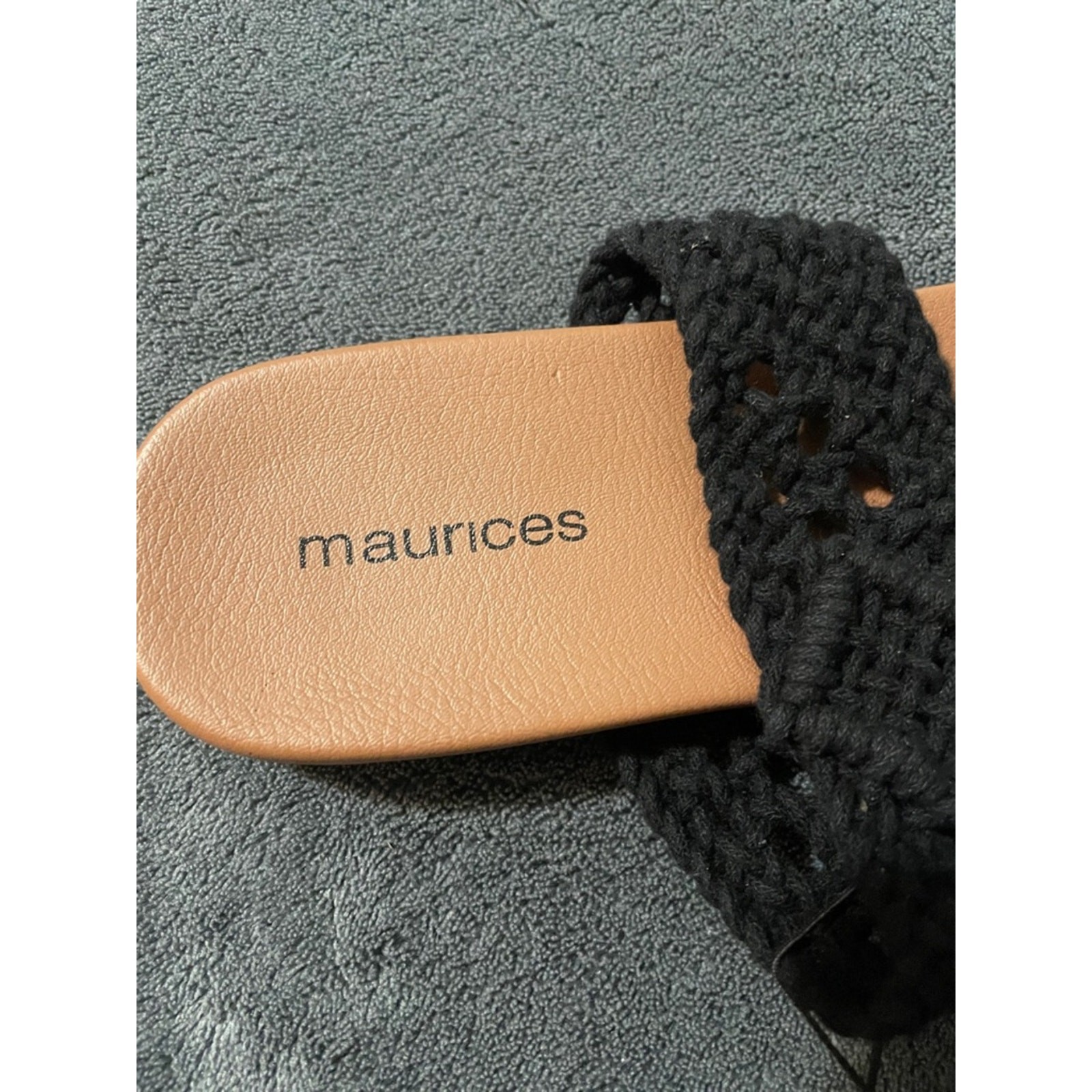 Maurices Black Crochet Toe-Post Slide Sandals with Tan Footbed Size 6