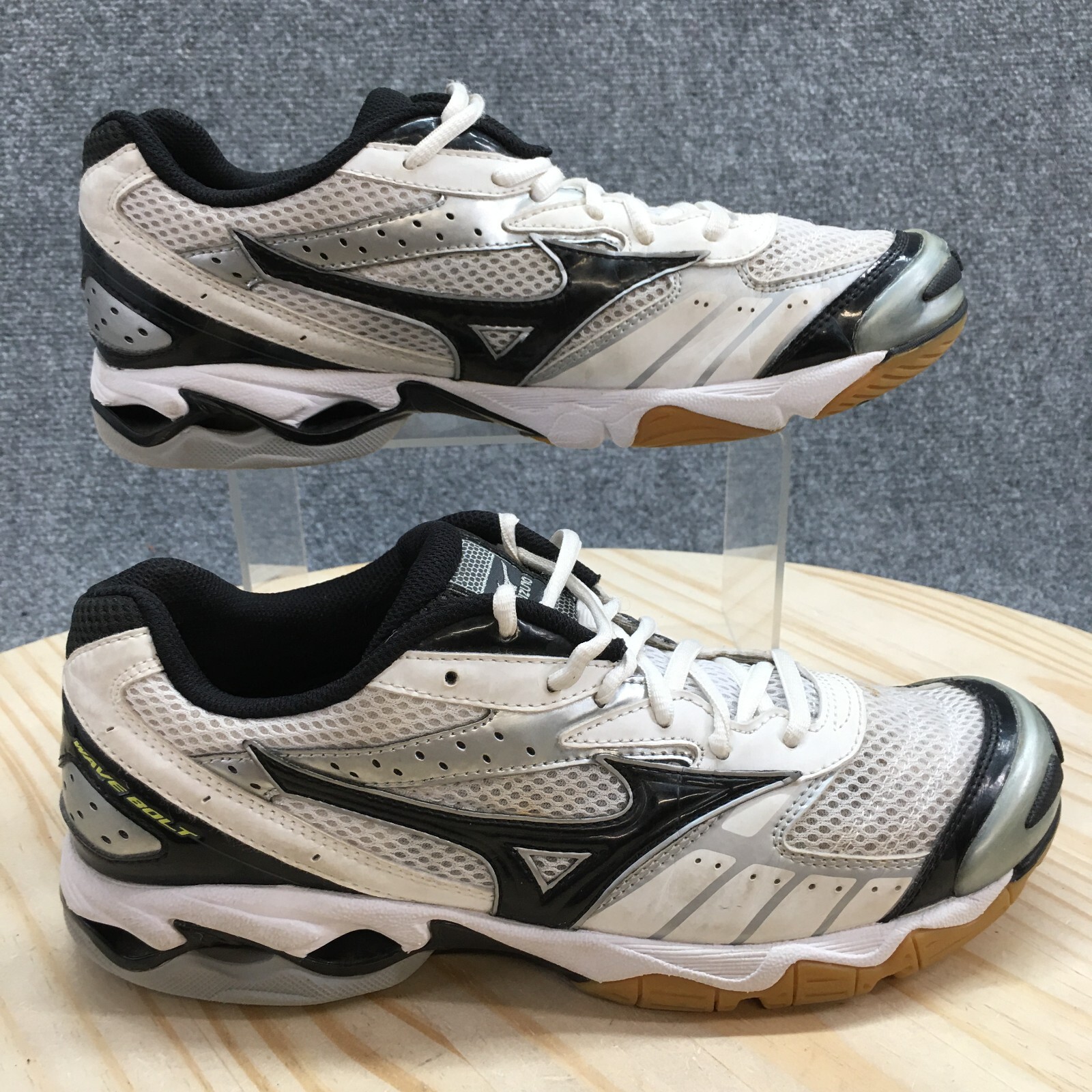 Mizuno Shoes Womens 9.5 Wave Bolt Volleyball Sneakers White Mesh Low 9KV-28409