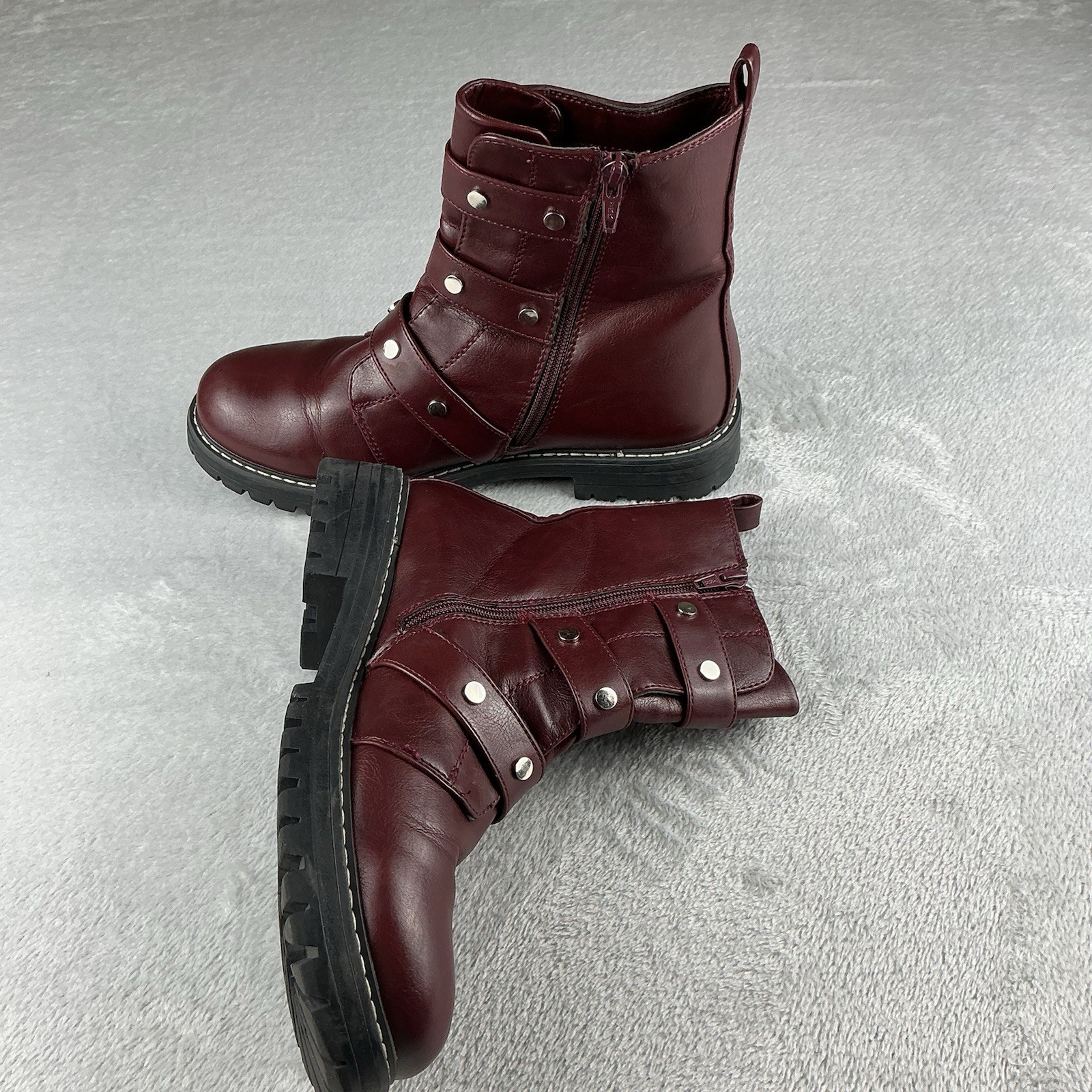 So Wine Red Zipper Faux Leather Combat Boots with Straps Womens Size 9.5 Med.