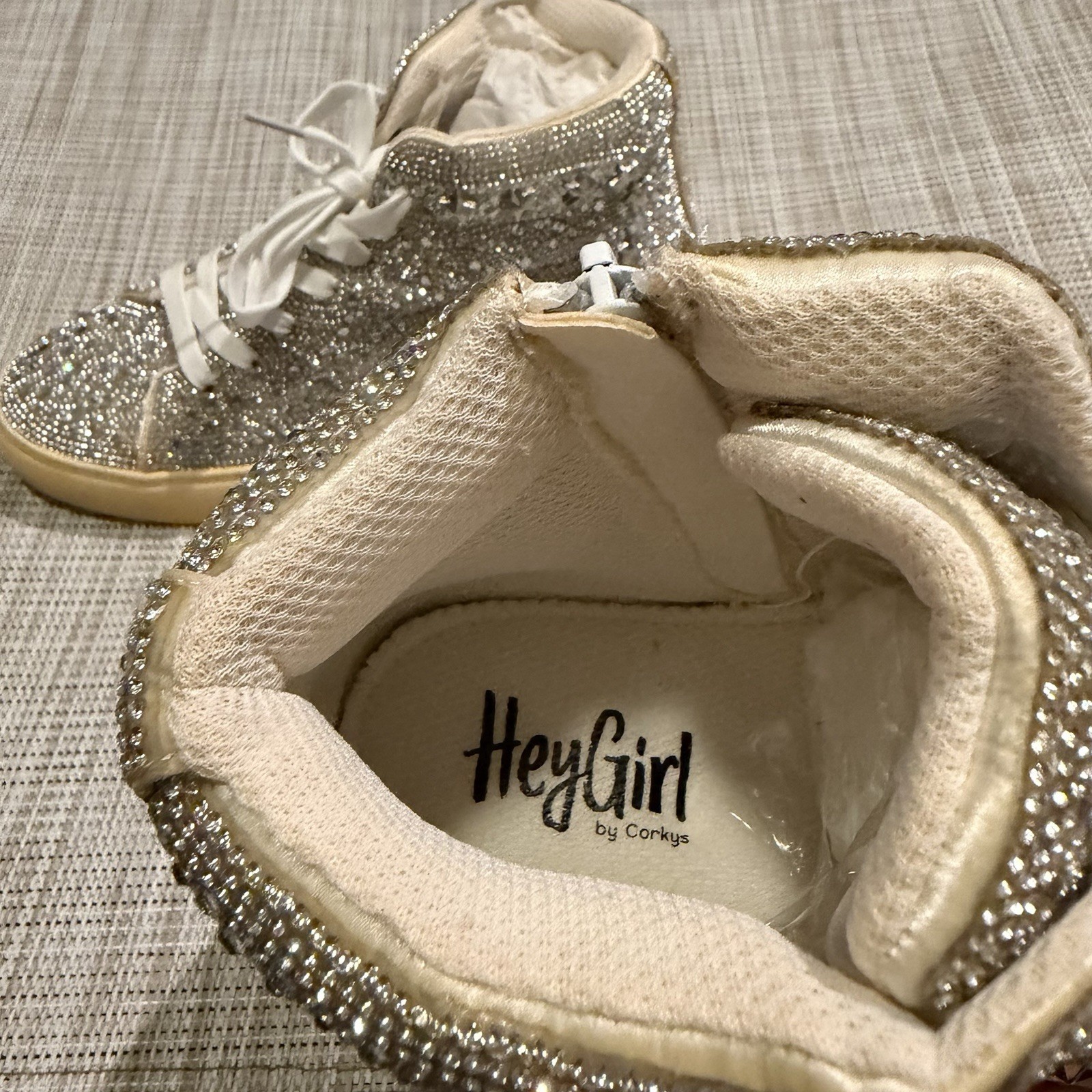 Hey Girl Corky Bedazzle Clear Rhinestone Sneaker US 8 Lace Up Flashy Bling Shoes