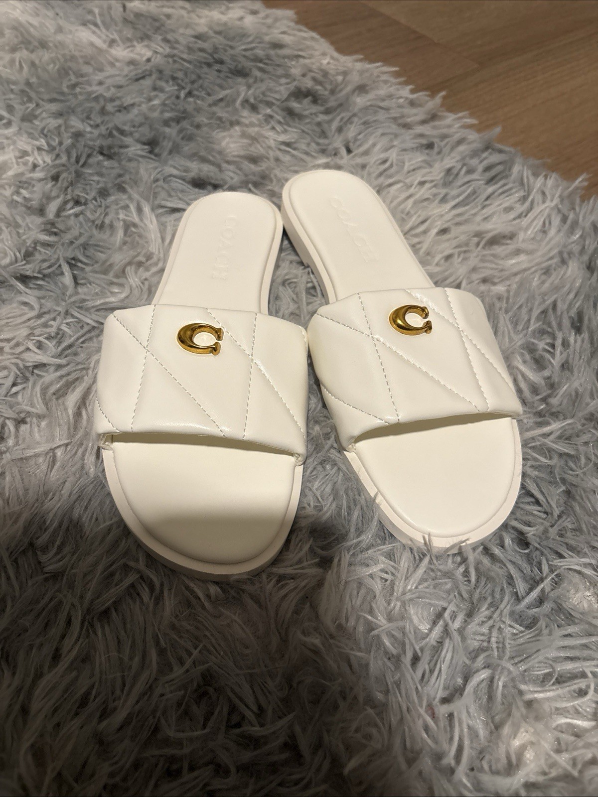 Coach White Quilted Leather Slide Sandals Gold Logo Women’s US 8 EU 38
