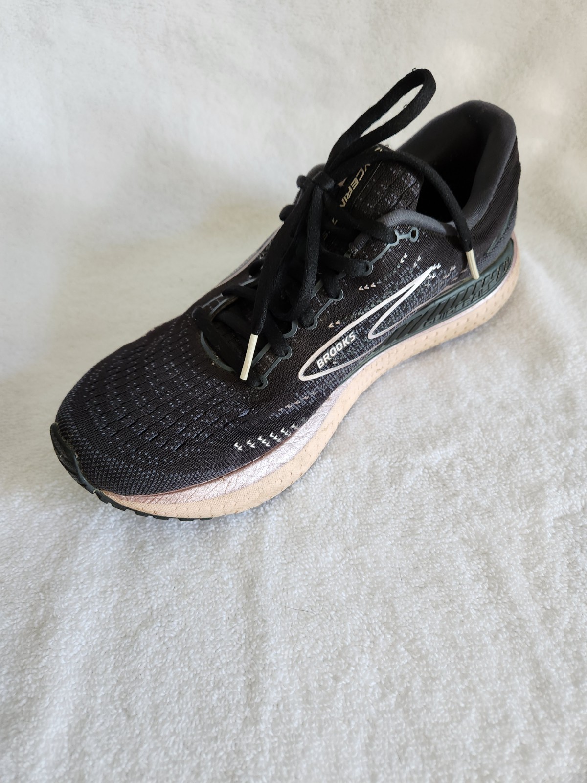 Brooks Women’s Glycerin GTS 19 1203441B074 Black Running Shoes Sneakers Size 9.5