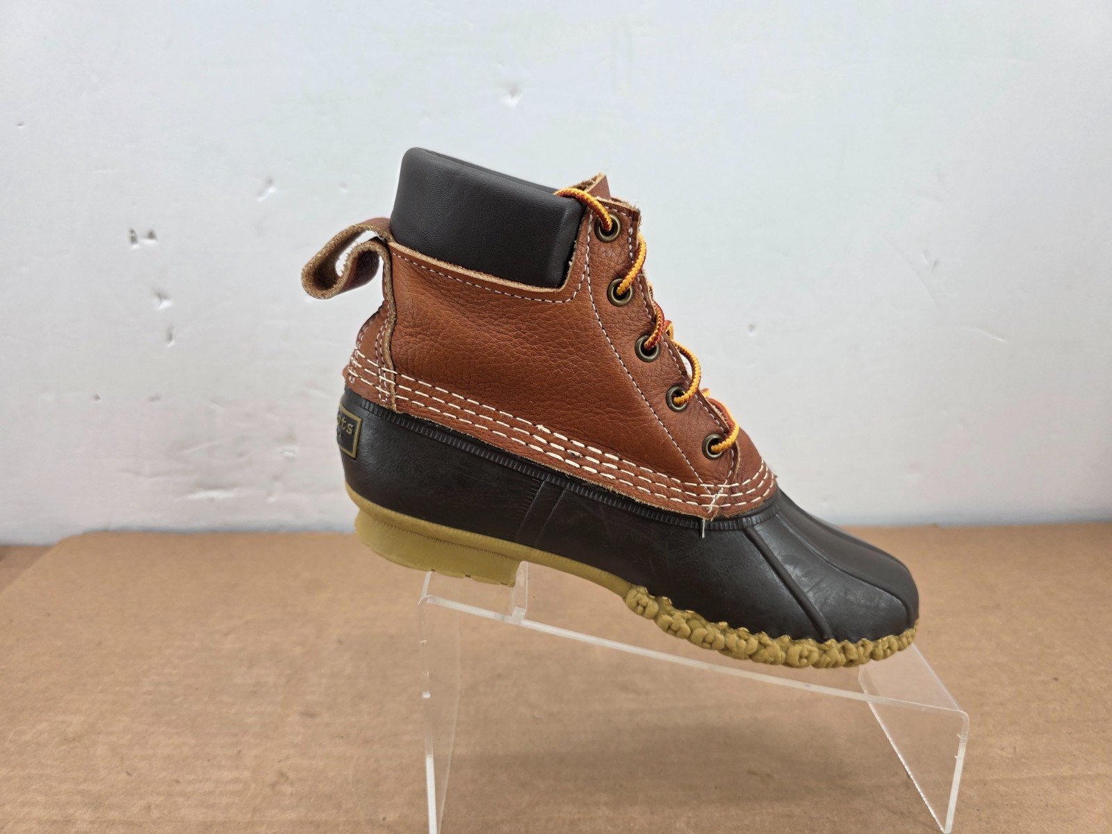 LL Bean Womens Size 6 M Duck Boots 6 Eye 8″ Tan Brown Unlined Made In USA