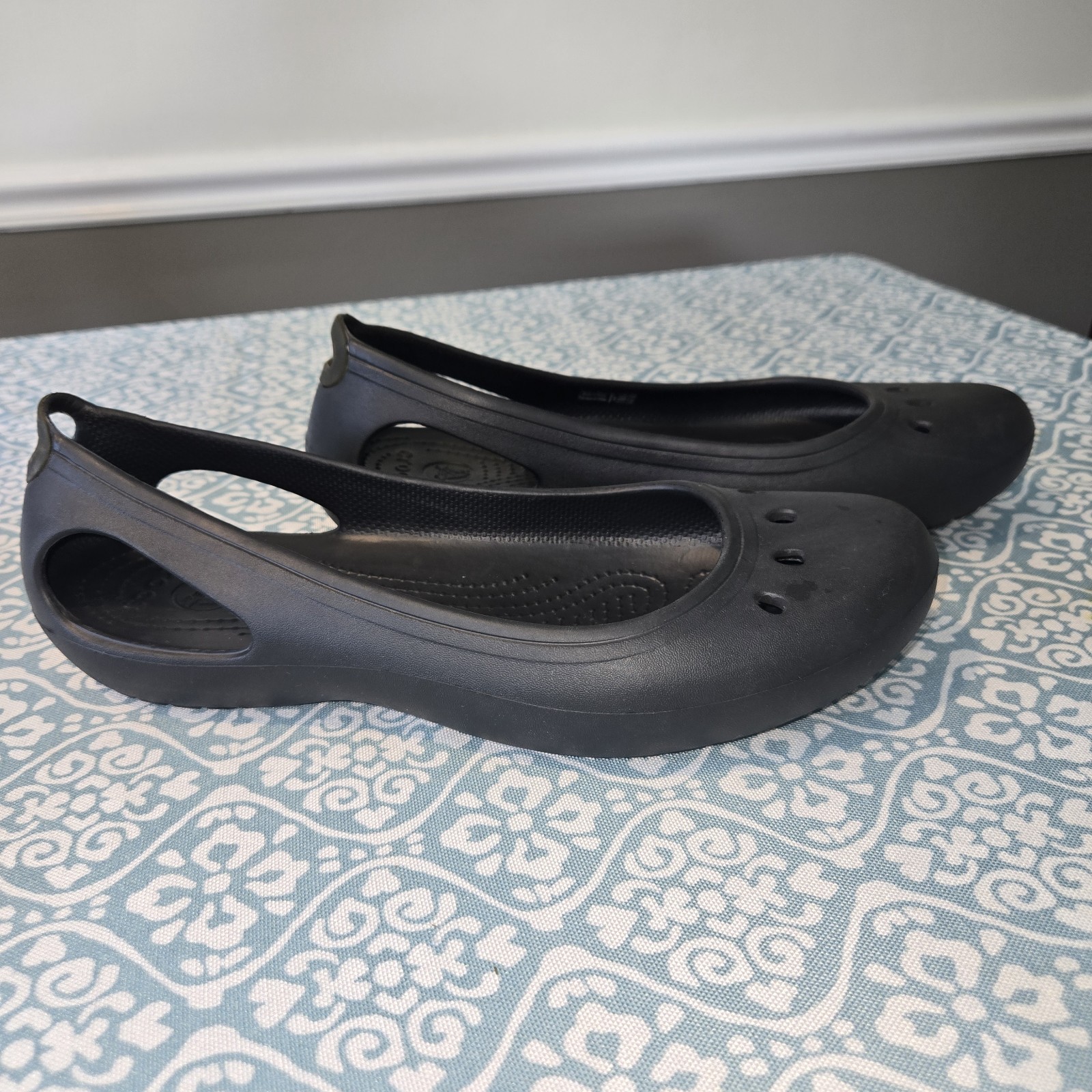 Crocs Kadee Ballet Flats Shoes Womens 11 Black Slip On Casual Comfort Travel