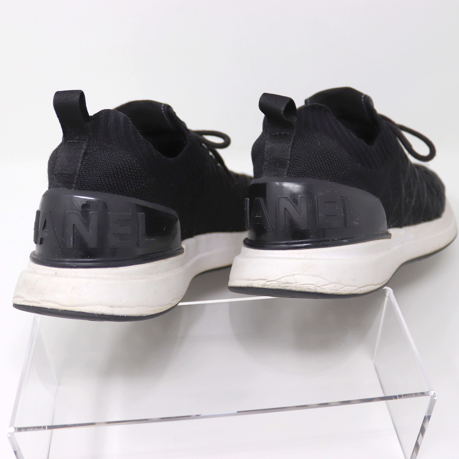 Chanel Tennies 39 Black Fabric Quilted Logo Matelasse Knit Sneakers
