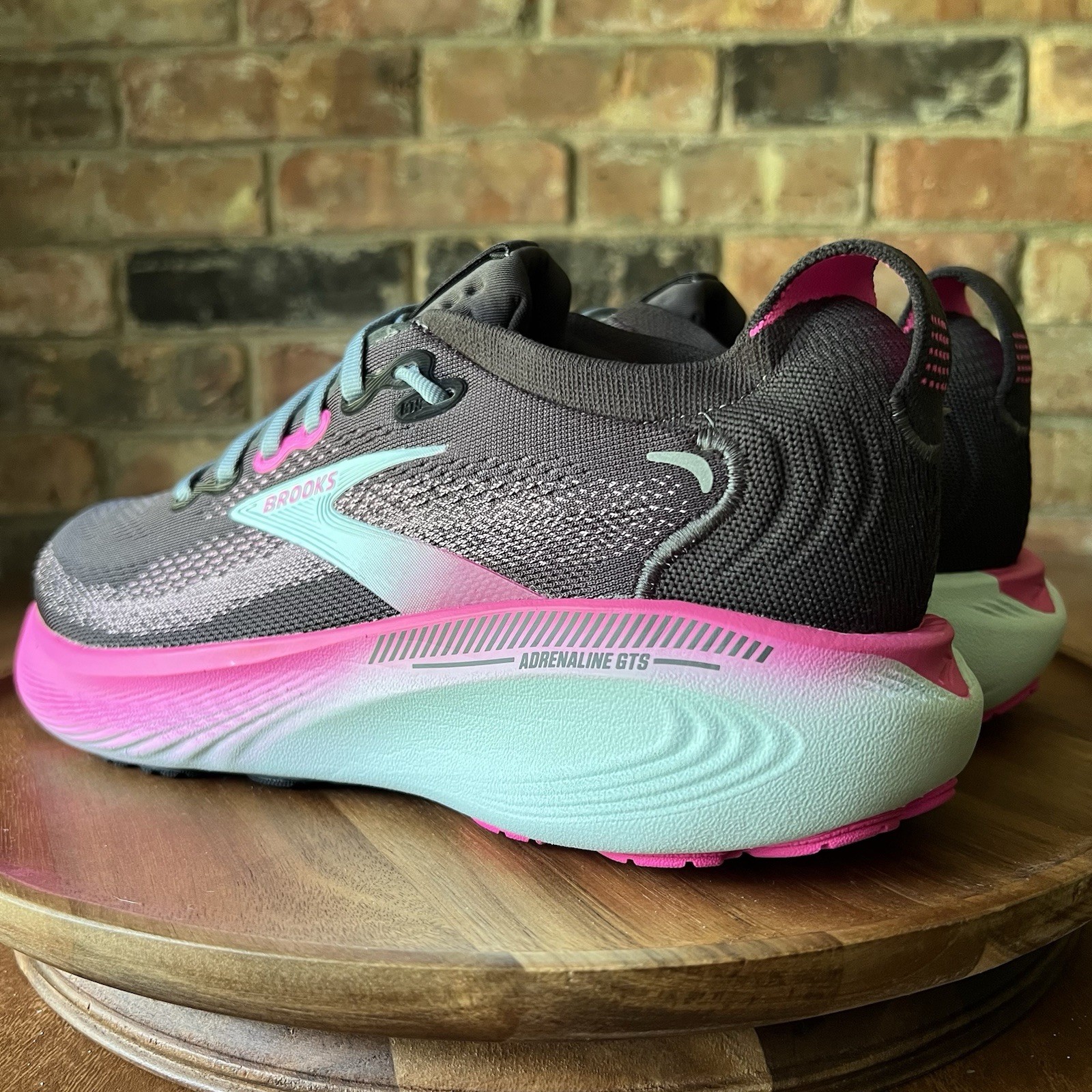 Brooks Adrenaline GTS 25 Supportive Womens 9.5 Black Pink Running Shoes Sneakers