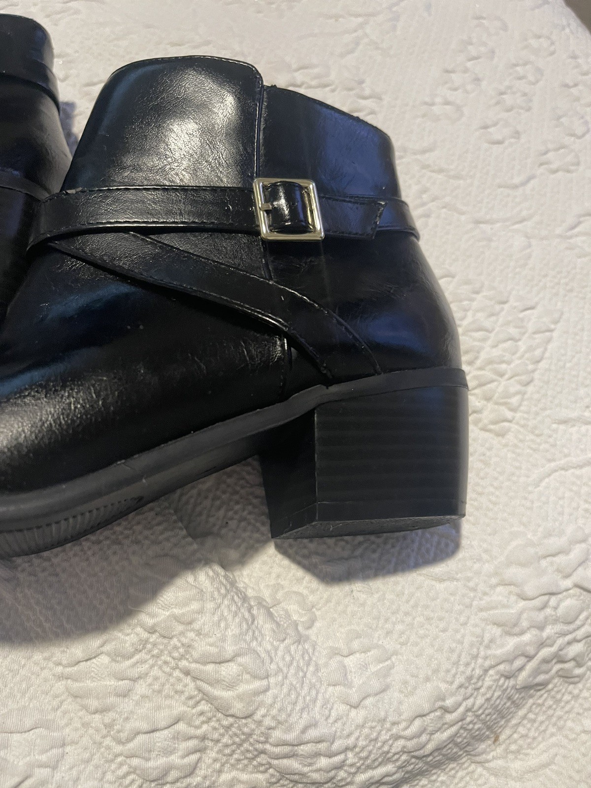 London Fog Womens Sz 7.5 Black Faux Leather Ankle Boots