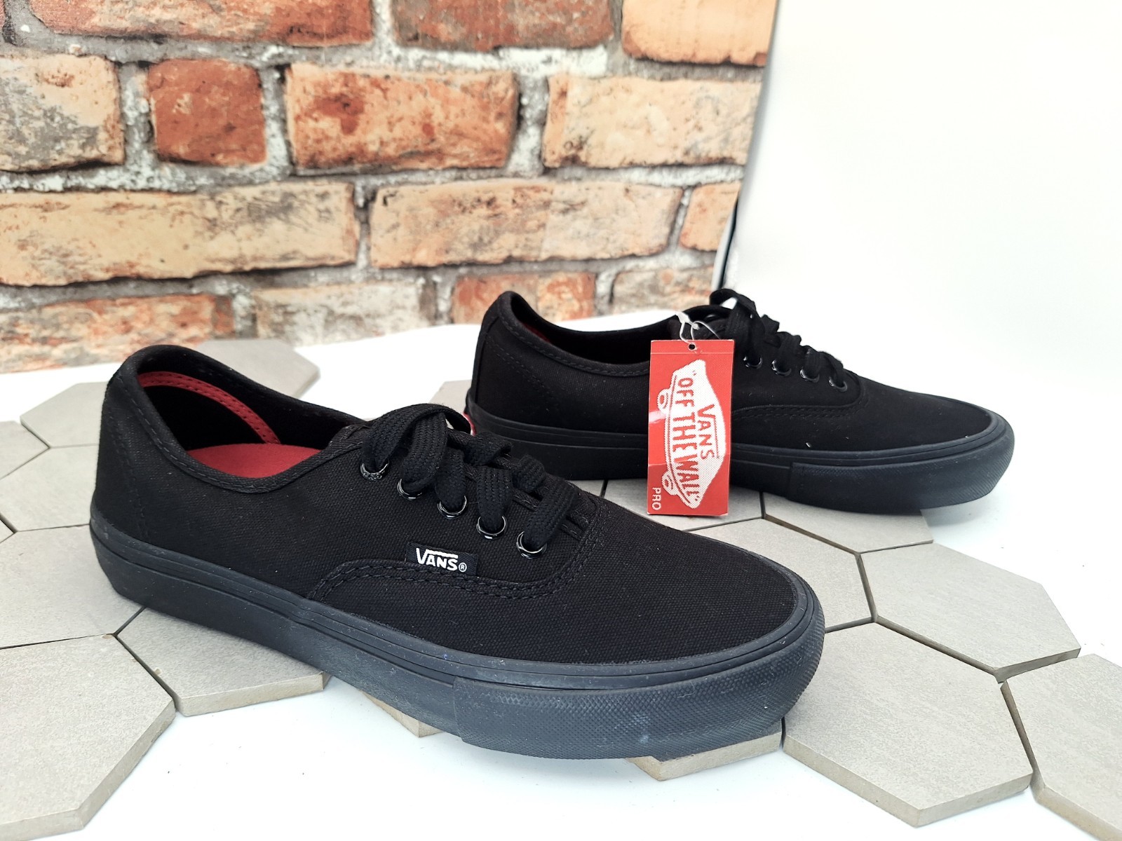 Vans Authentic Pro Triple Black Skateboard Shoes Men 6.5 / Women 8 2010s Rare