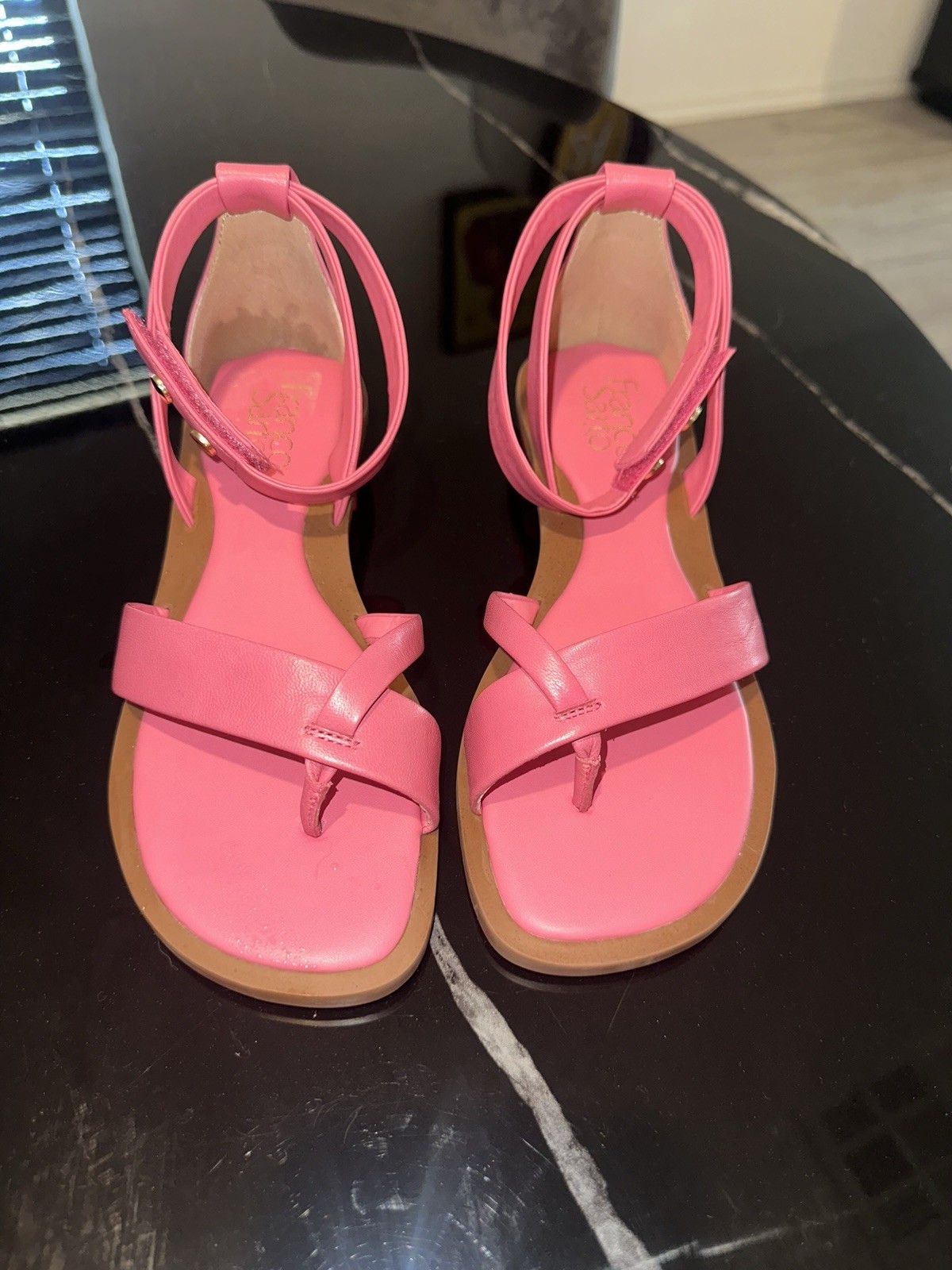 NEW Franco Sarto 7 Parker Pink Strappy Women’s Summer Beach Vacation Sandals