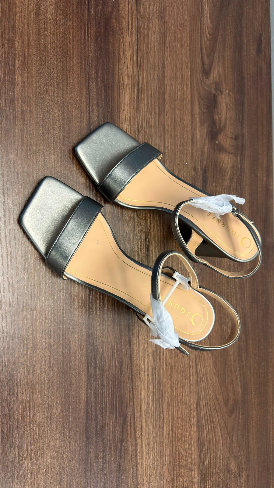 New Journee Tivona Women Metallic Pewter Heels Square Toe Size 9.5 Medium