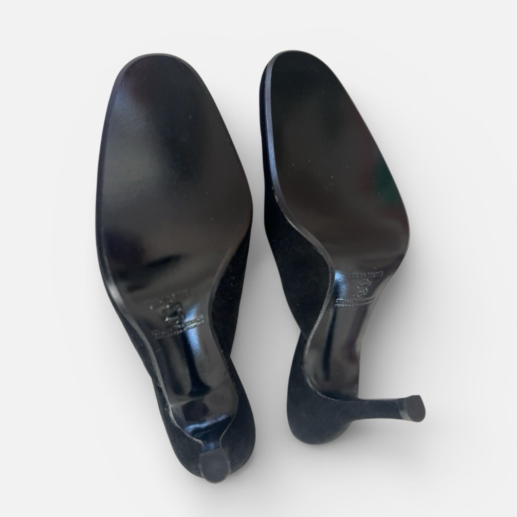 Vera Wang for Stuart Weitzman Black Suede Round Toe Heeled Mules Sz 7M
