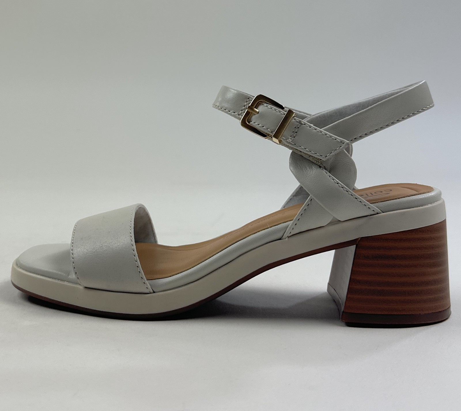 Clarks Jaylan Ray Off White Leather Womens 7.5 Block Heel Sandals Strap 26181660