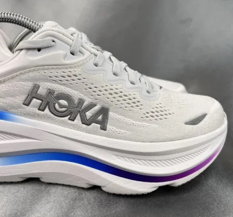 New Hoka Bondi 9 Women’s Color Cosmic Grey/White Size 9