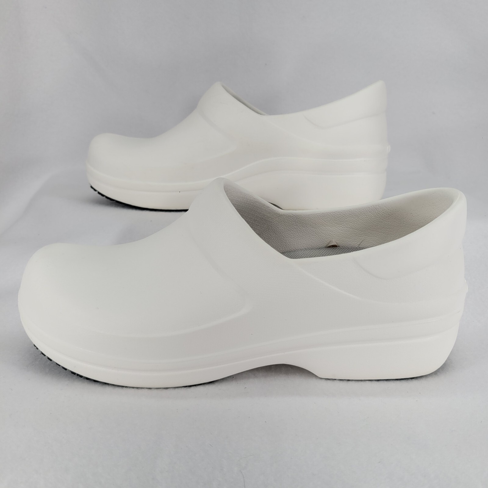 Crocs Shoes Womens 8 Neria Pro White Croslite Slip Resistant Clogs Nursing