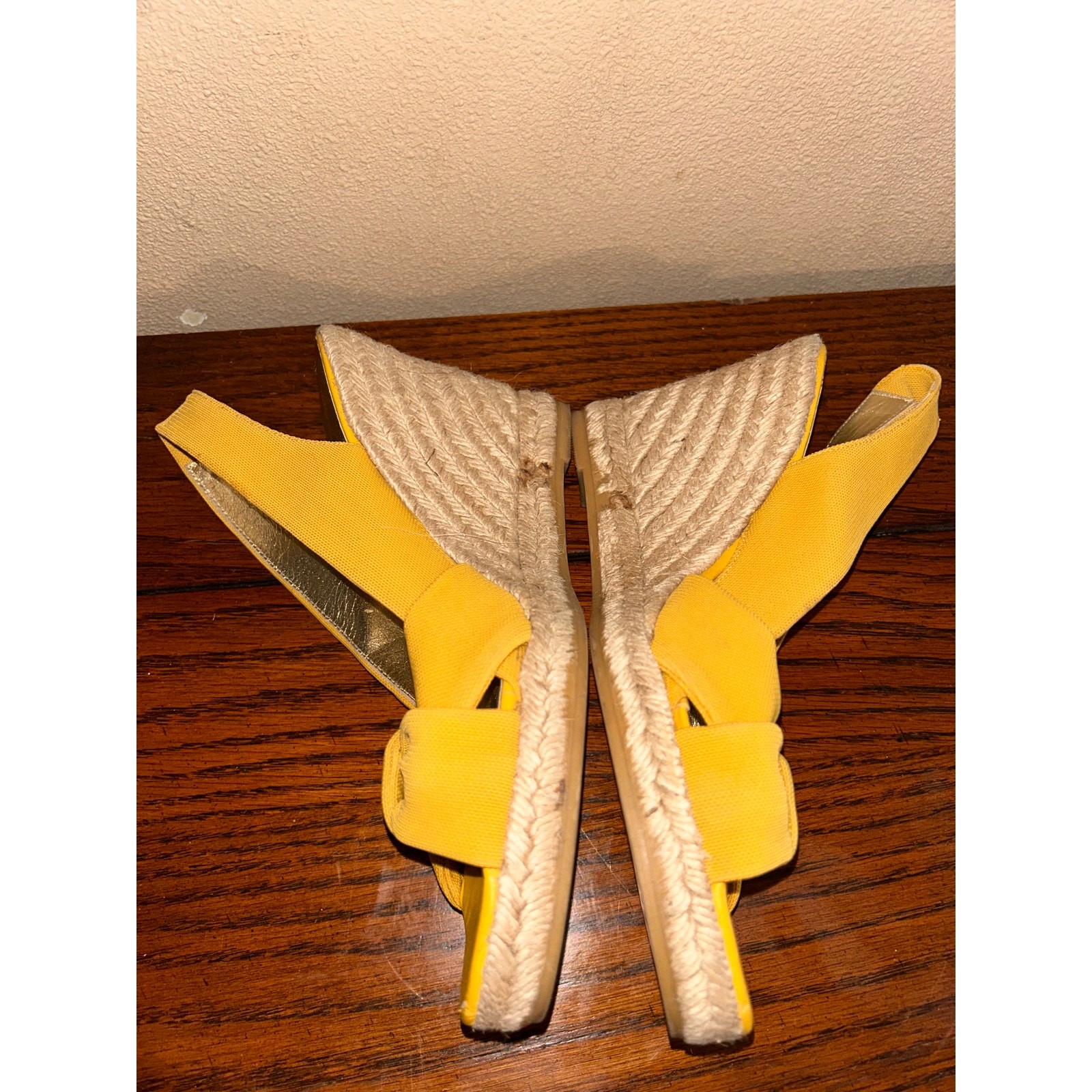 Donald J Pliner Elara Wedge Sandals Women’s Size 9 4.25” Espadrille Heel Resort