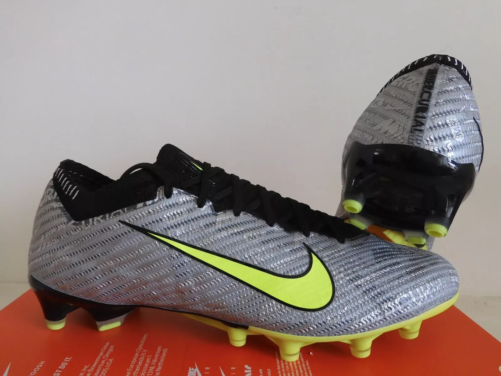 Nike Mercurial Vapor 15 Elite XXV AG-Pro P Silver FJ2969-060 / 6.5 Men = 8 Women