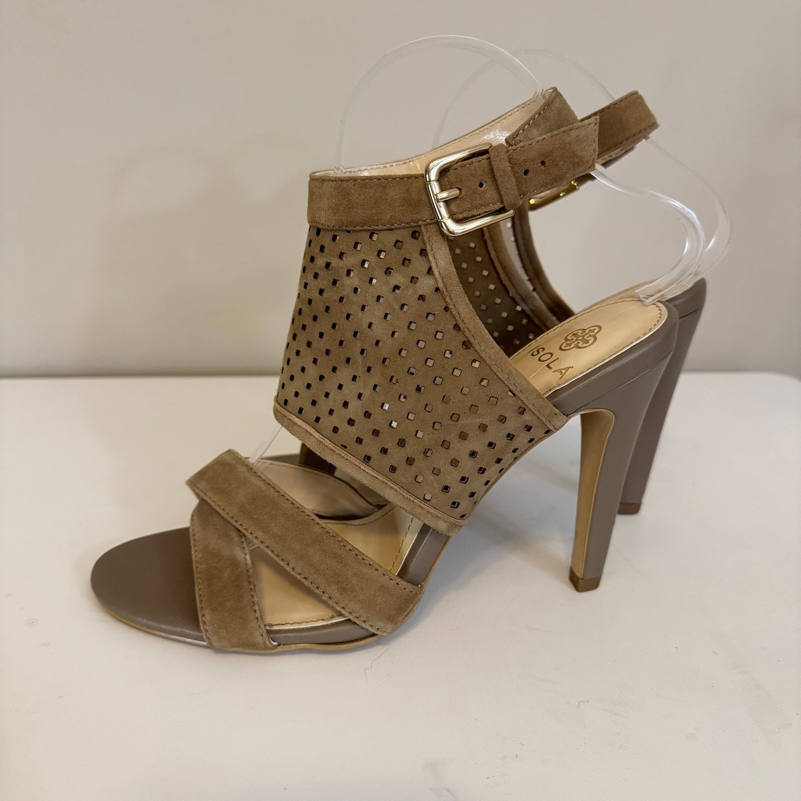 Isola Heels Size 8 Tan Boho Suede Casual Party Boho Summer Versatile Eveningwear