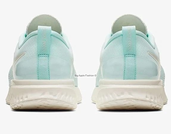 Nike Women’s Odyssey React 2 Flyknit Teal Tint Running Shoes $120.00 Size 10