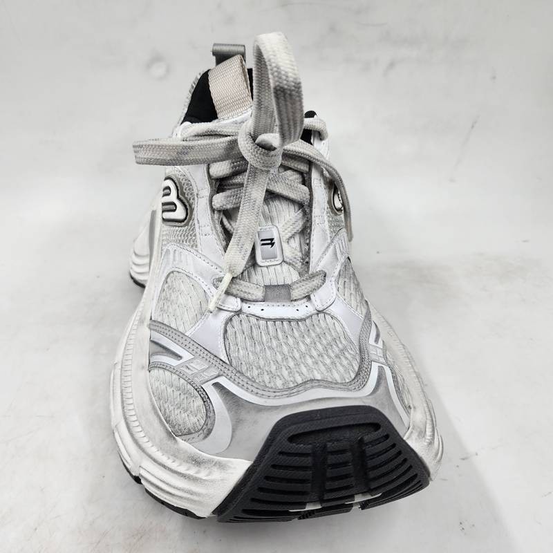 Balenciaga 10XL Low Top Sneakers Women’s 9 White/Black/Grey Pull Tab Lace Up