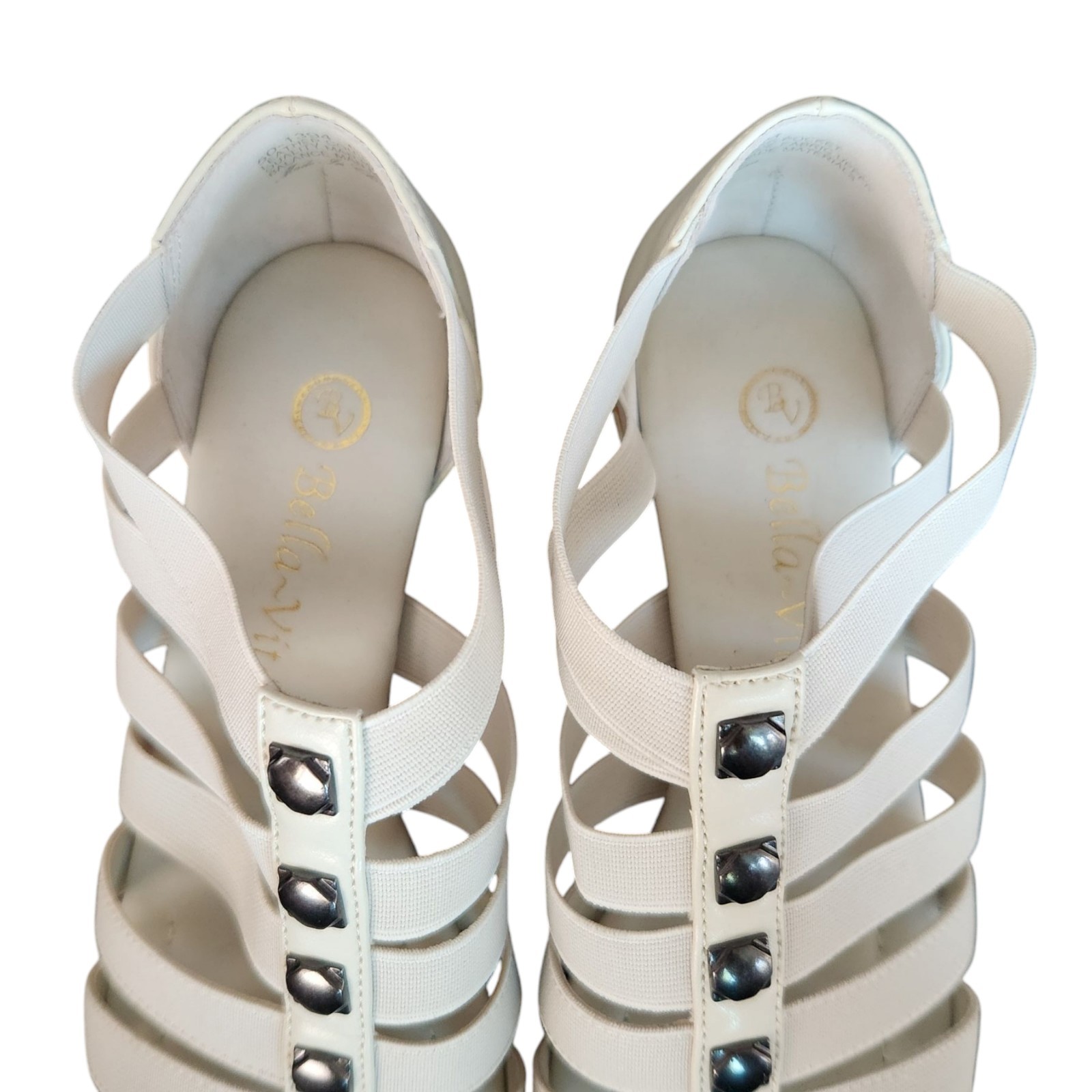 Bella Vita T-Strap Sandal Beige Women’s Size 6.5 Bohemian Beach