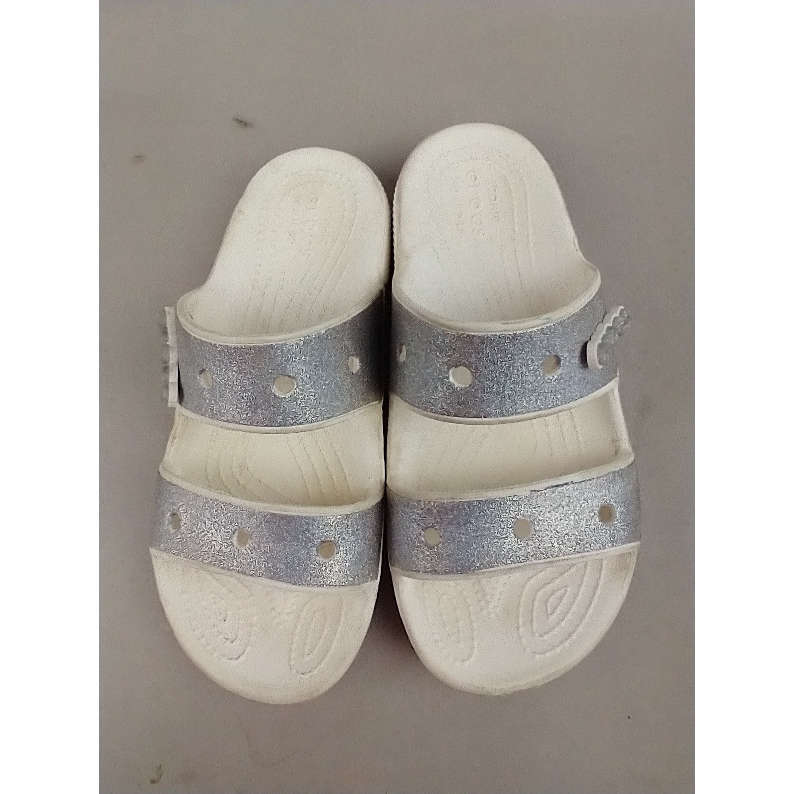 Crocs Classic Sandal Silver Glitter White Two Strap Slide Mens 4 Womens 6