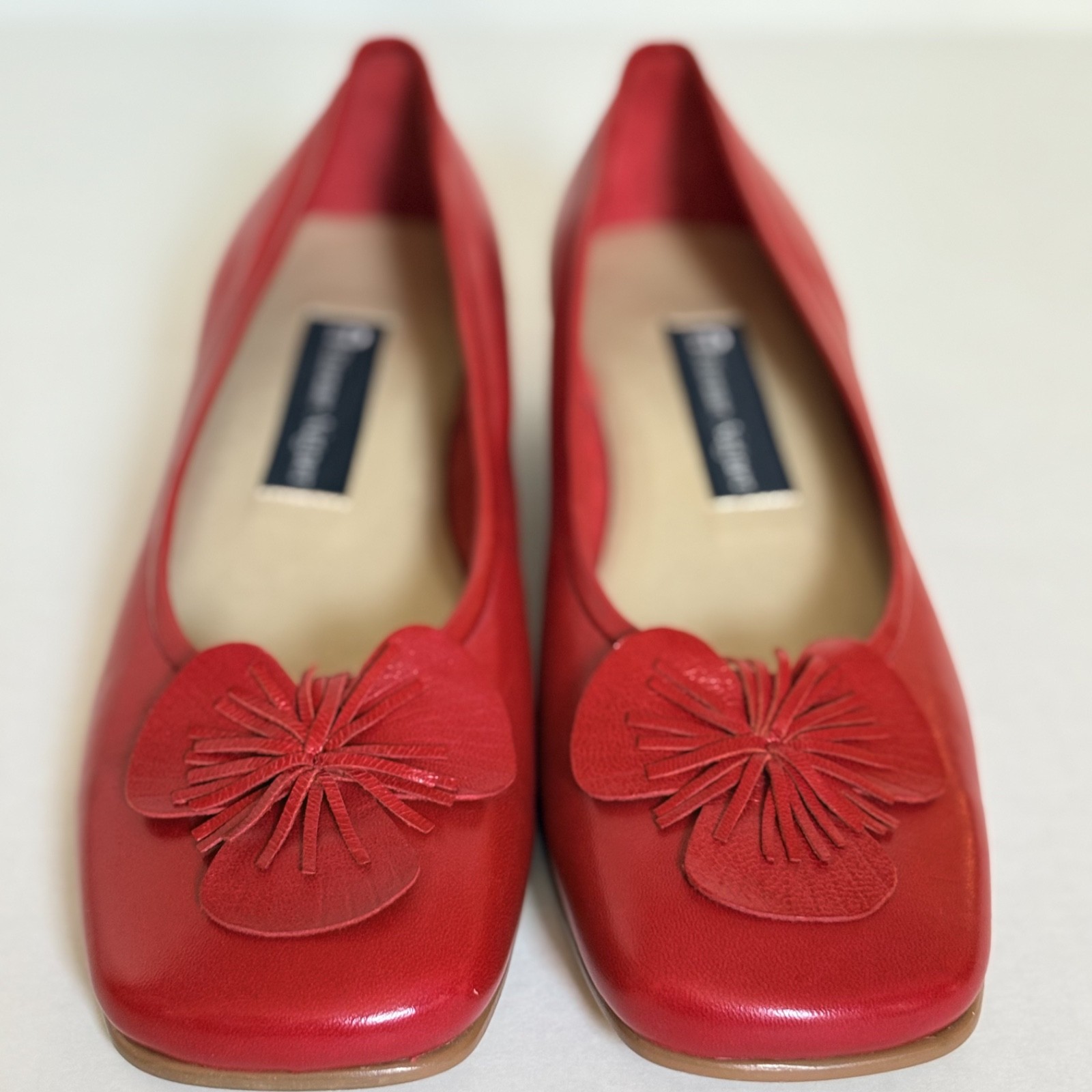 VTG Etienne Aigner Red Leather Ballet Flats 6.5 Rosette Classic The Gardener EUC