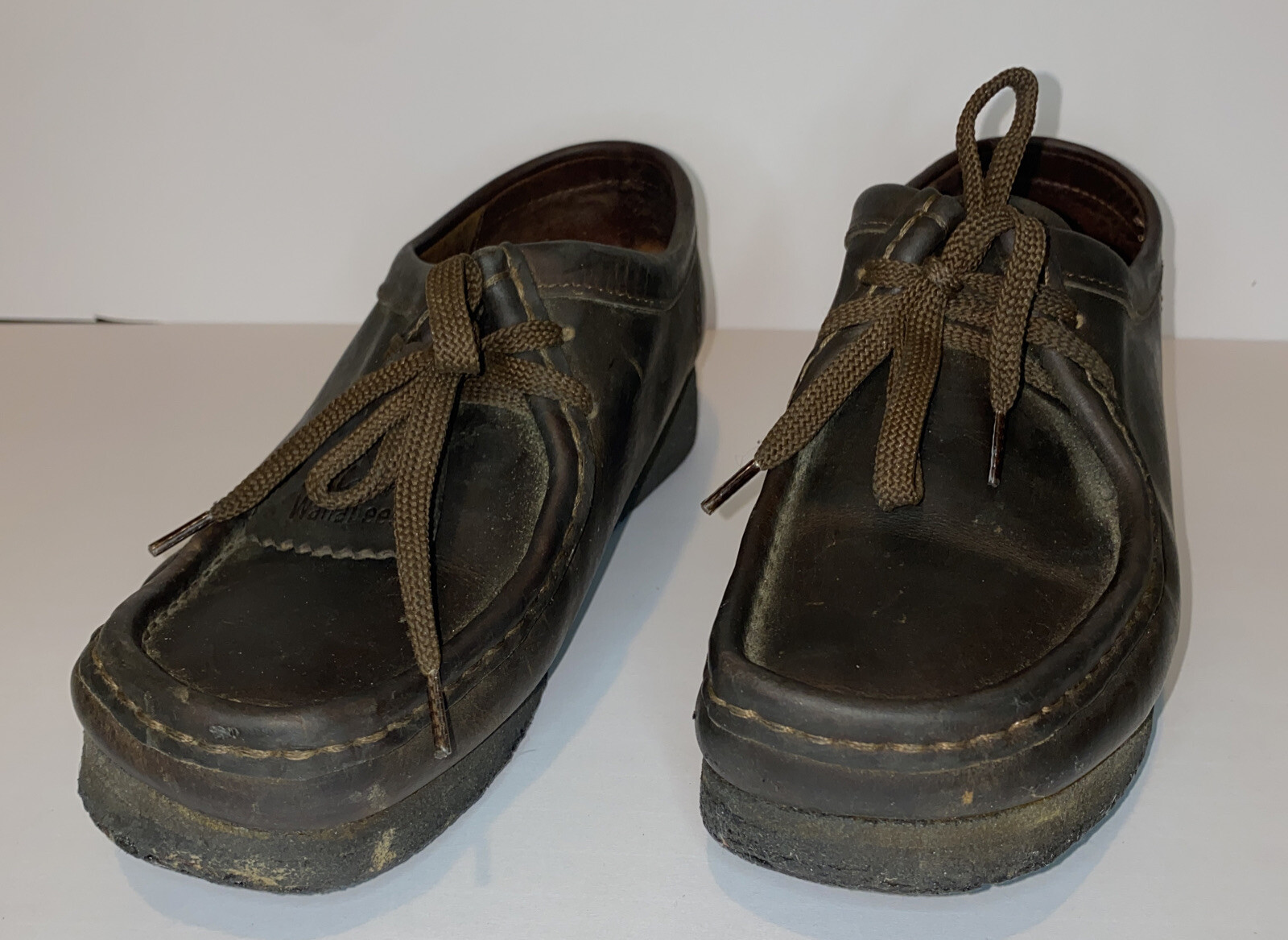 Clarks Originals 38257 WALLABEE Womens Brown Beeswax Chukka Boots size 9.5M