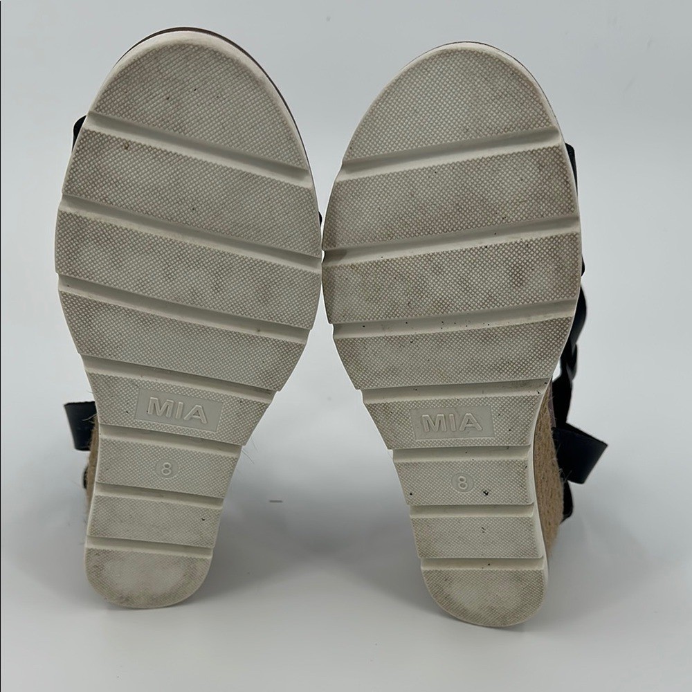 MIA Black and Brown Sandals Minimalist T-Strap Design
