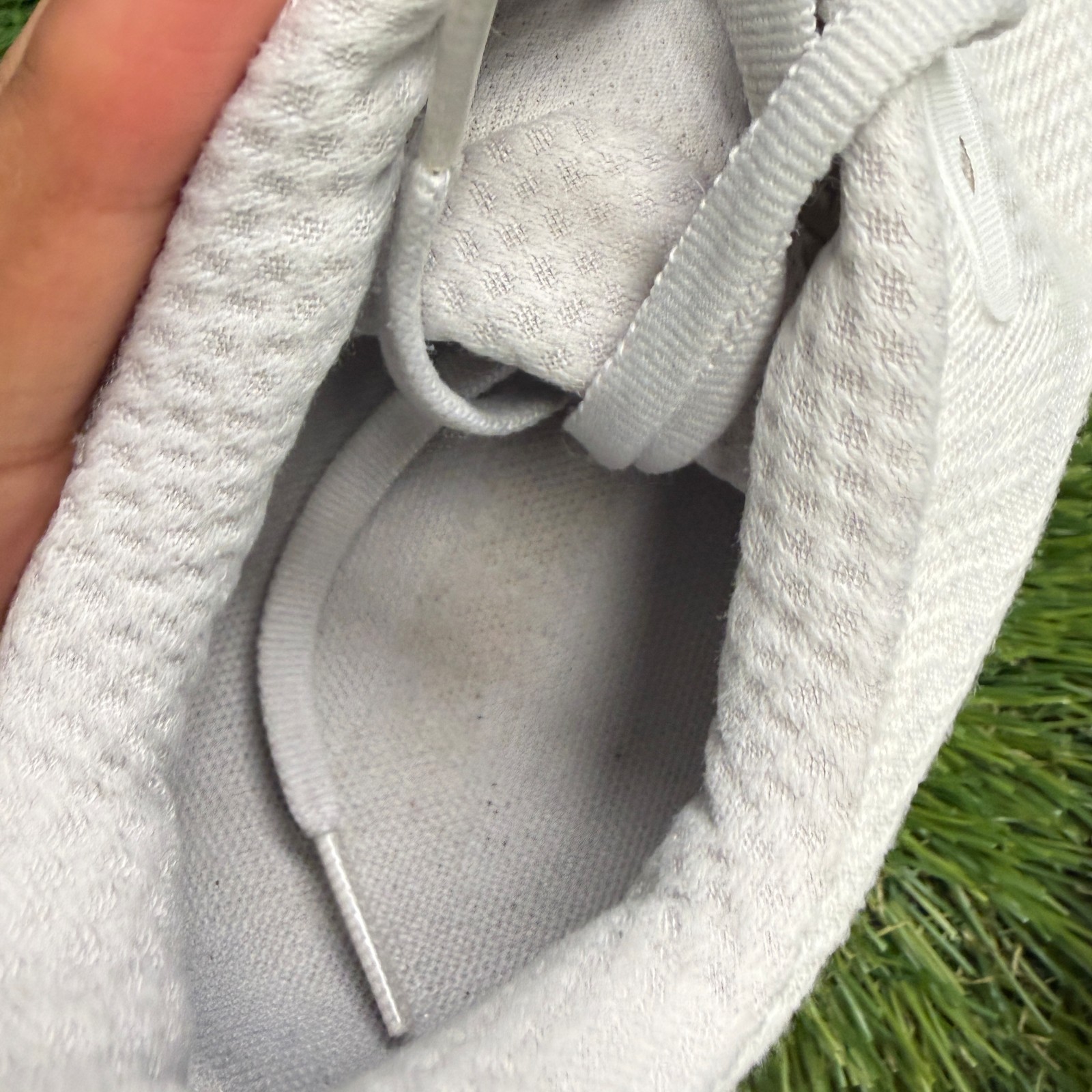 Hoka One One Clifton 9 Womens Size 9 White Gray Athletic Running Shoes Sneakers