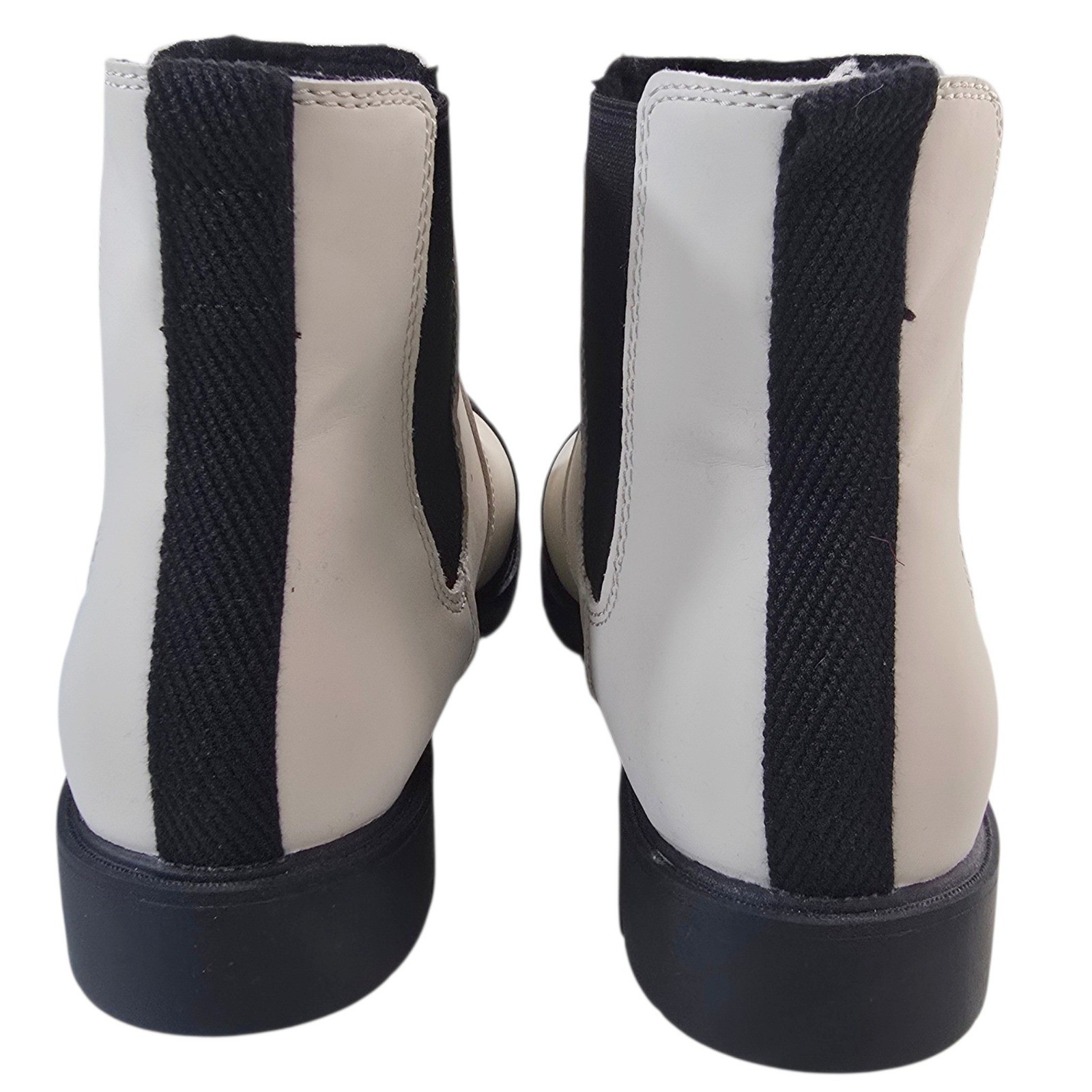 Magellan Outdoors Chelsea Boots Womens 9B Cream Black Man Made Utility Gorpcore