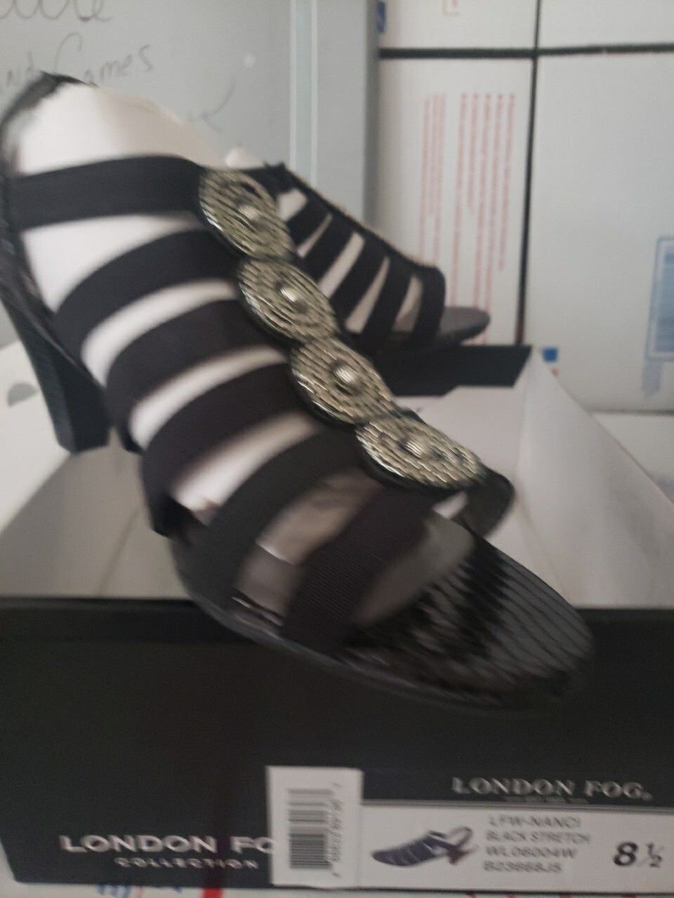 London Fog Nanci Womens Black Strappy Sandals Shoes Size 8.5 M NIB #00s