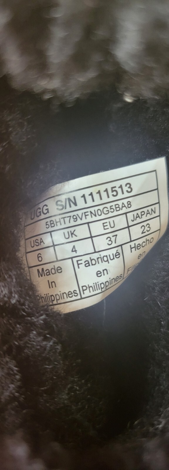 UGG Essential Short Black Leather Boots Women’s Size 6 US