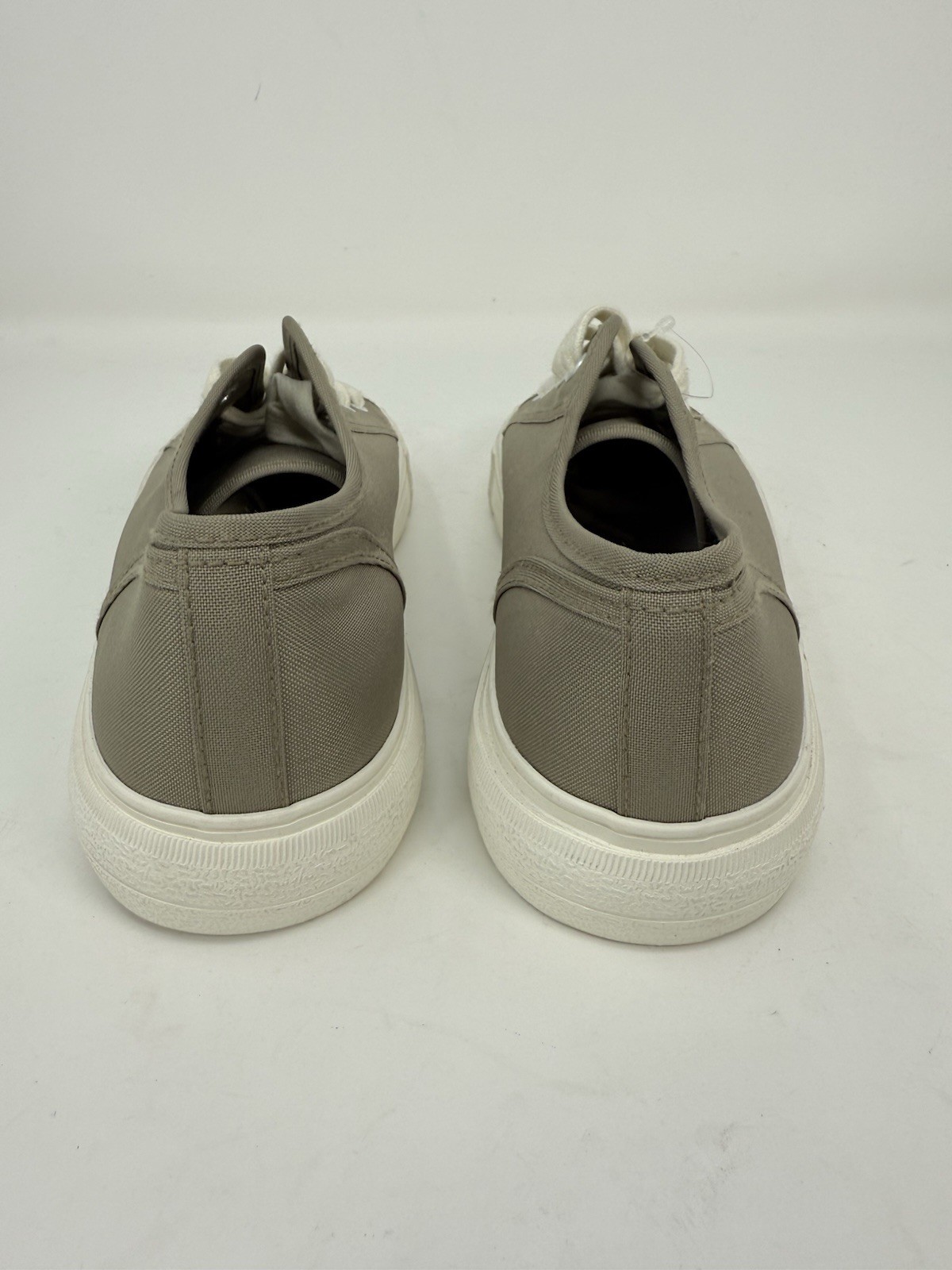 H&M Womens Shoe Size 7 Taupe (Brownish Gray) Canvas Lace Up Sneakers New *Flaw