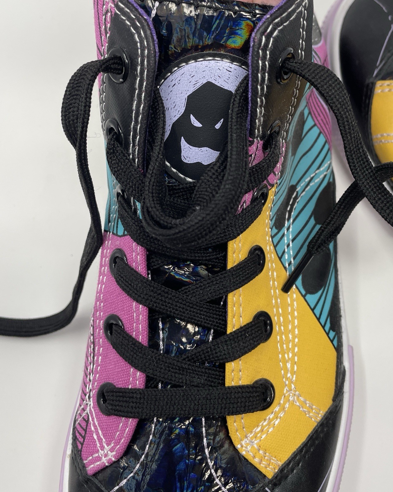 Disney Ground Up Tim Burton Night Before Christmas Hi Top Shoes Size 7 **READ**