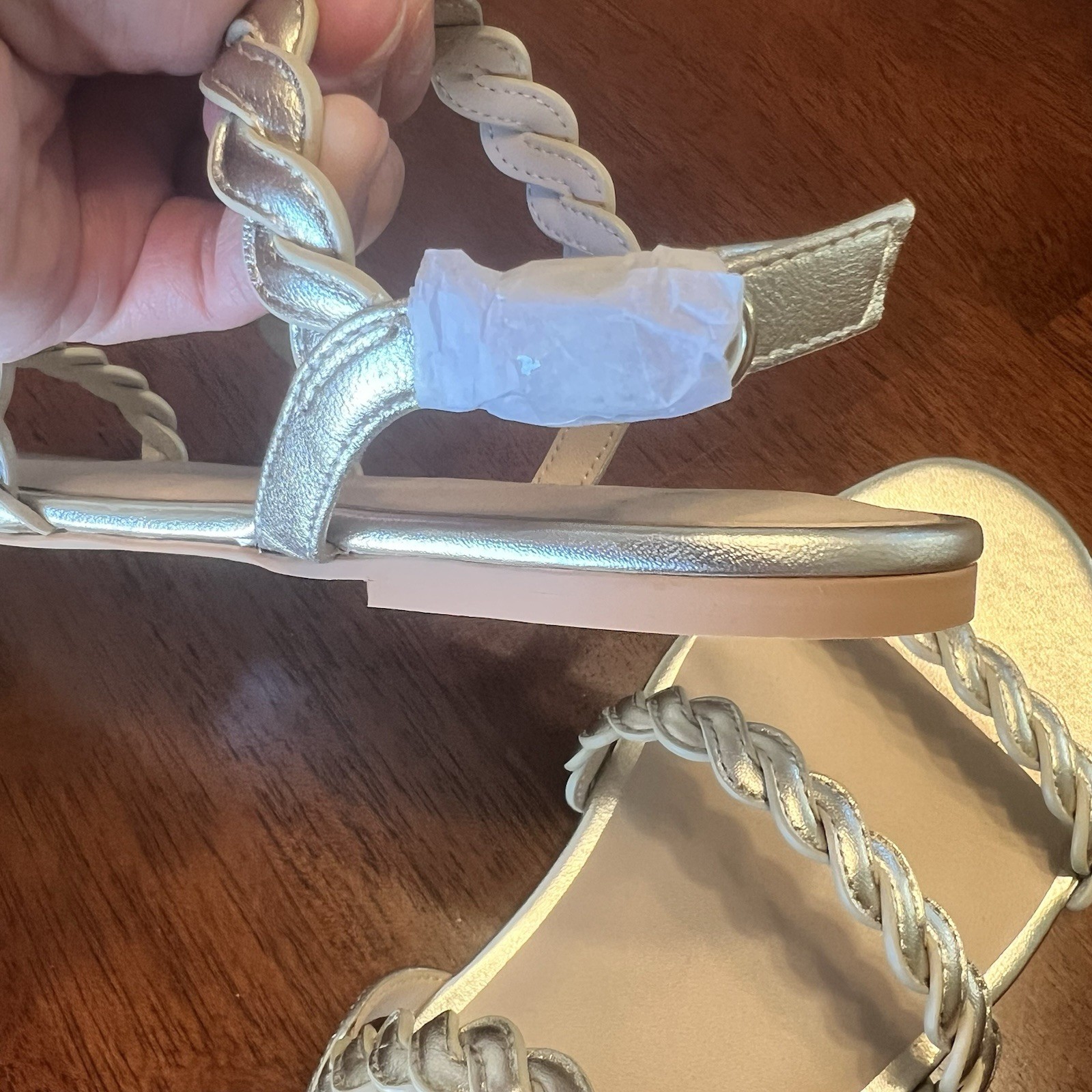 Stuart Weitzman Twistie Flat Sandals Platino Women’s 6.5B Strappy NEW