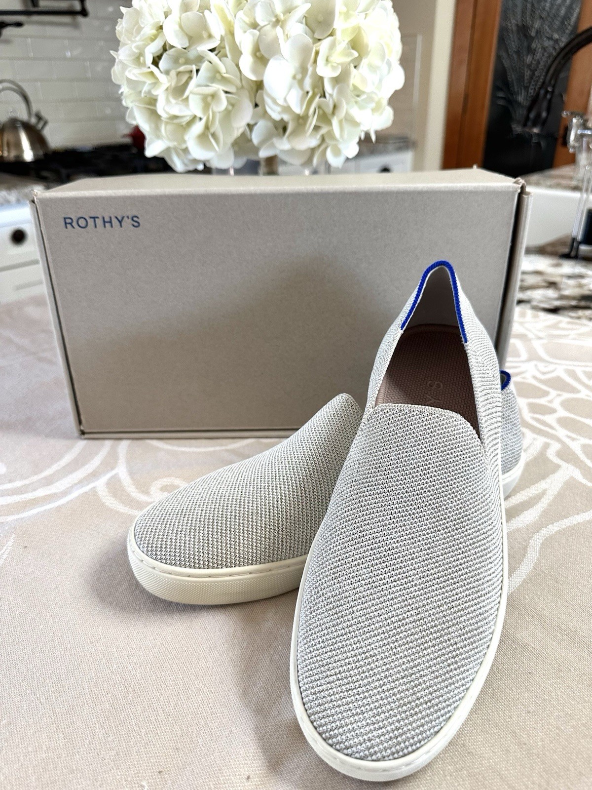 Rothy’s The Sneaker Diamond Twill Shimmer Slip On Shoes Women’s 9 w/ Box