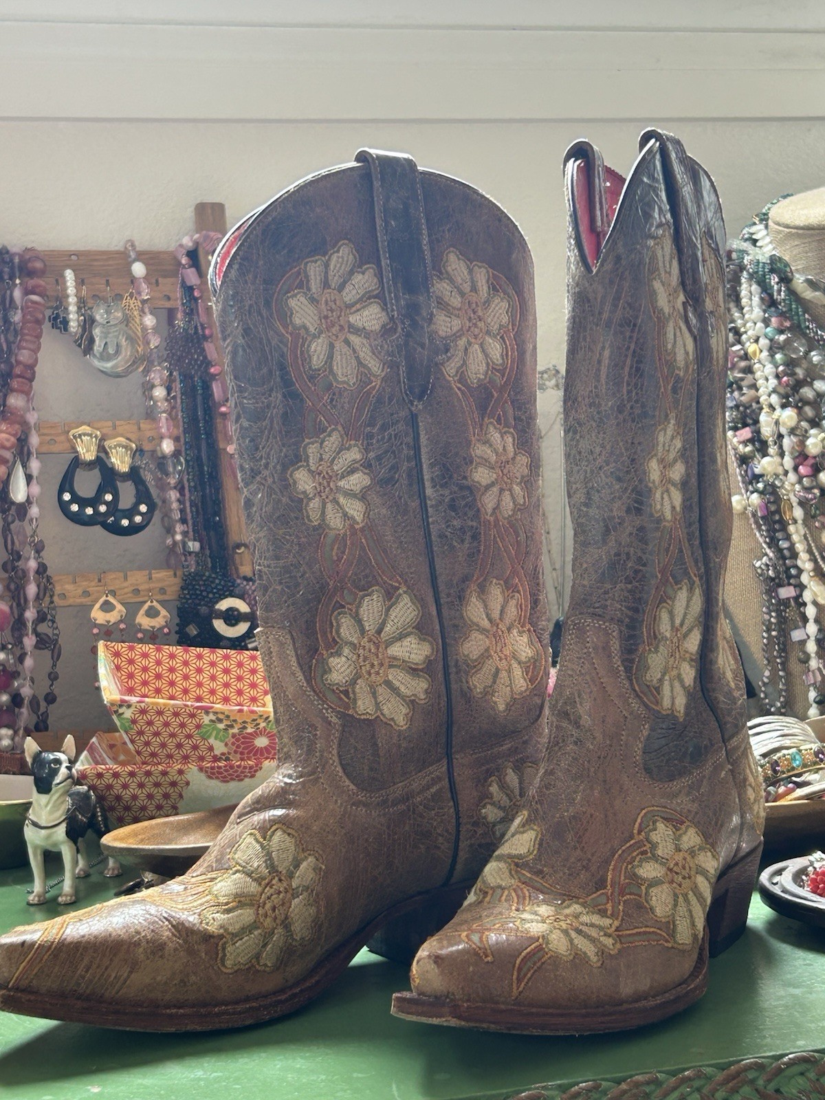 Macie Bean Women’s Western Knee High Leather Boots Floral Embroidered 7