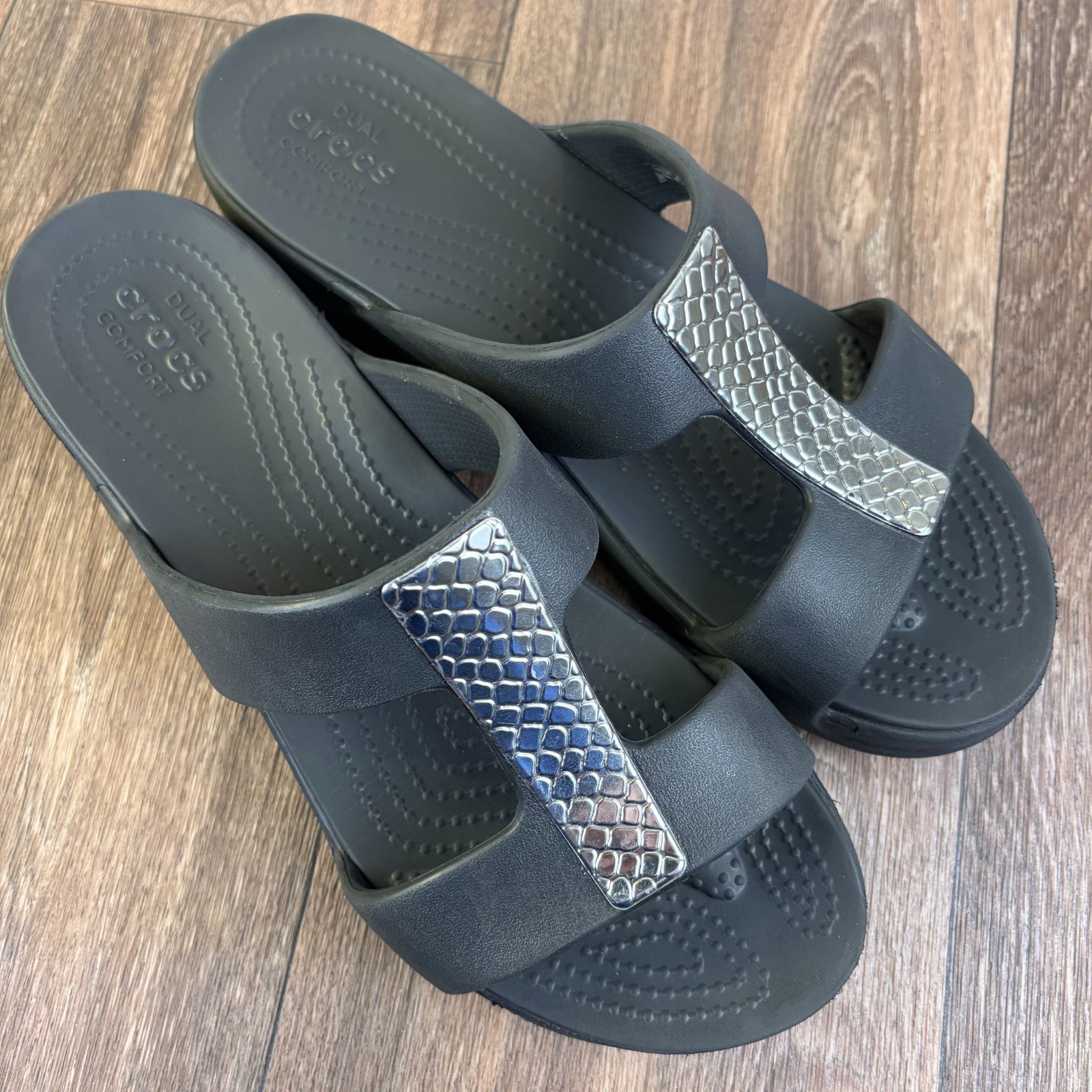 Crocs Monterey Metallic Slip On Wedge Sandal Open Toe Size 10 Black Silver