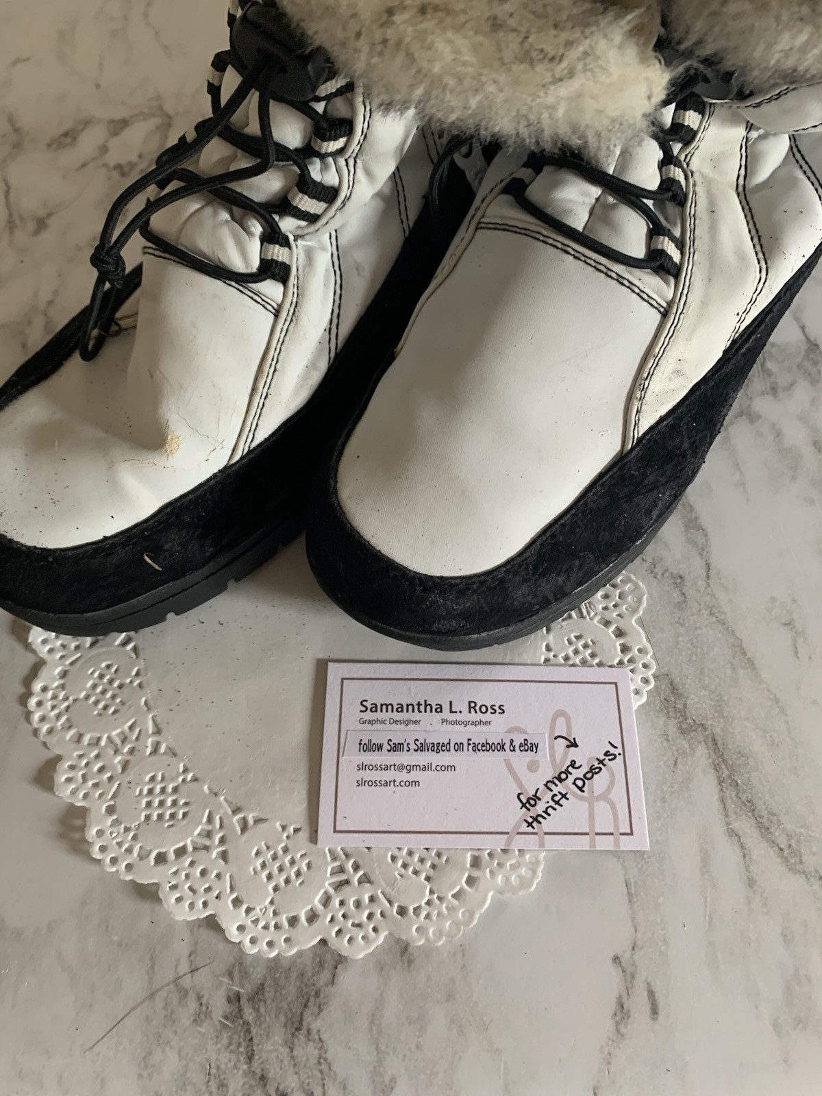 totes White Black Faux Fur Lined Lace Up Quilted Mid-Calf Snow Boot Size 8