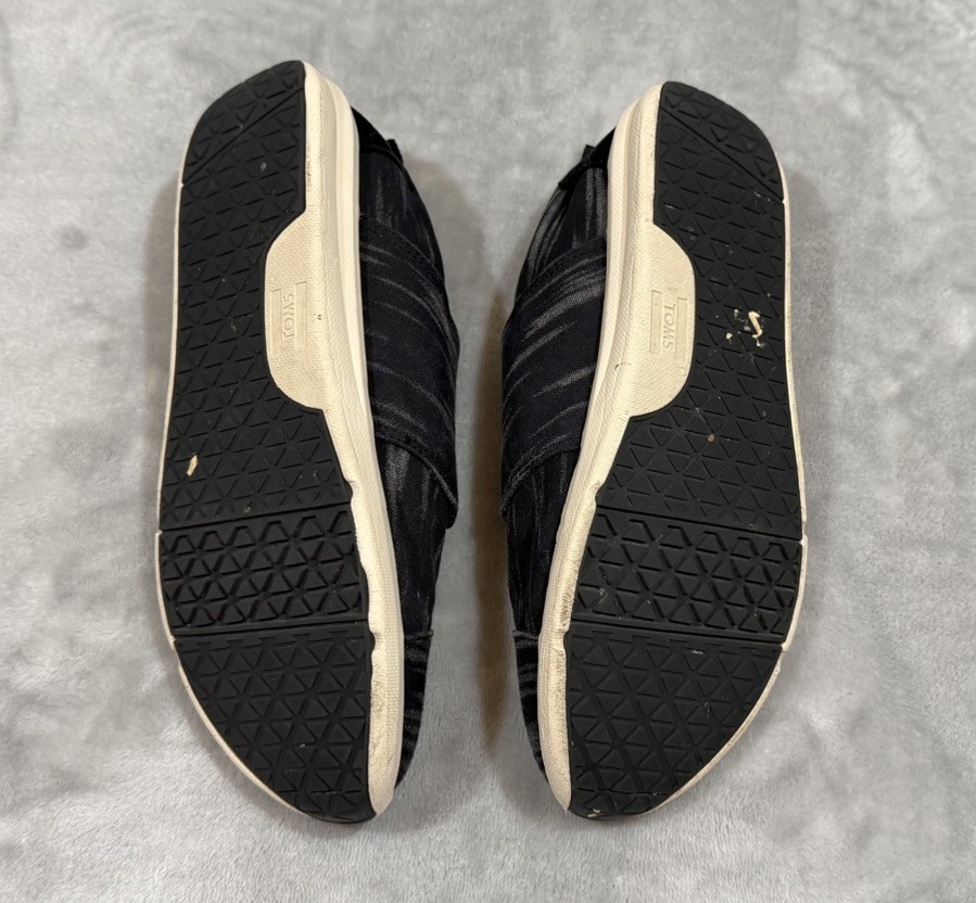 TOMS Del Rey Womens 6.5 Sneakers Black Gray Ikat Canvas Casual Shoes