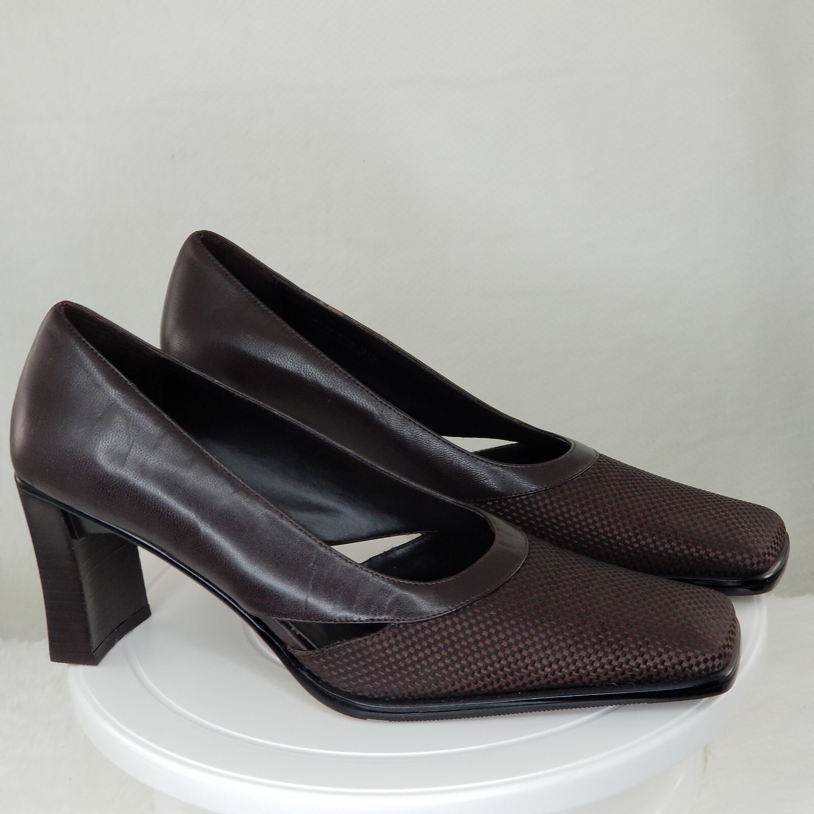 SACHA TOO SQUARE TOE BROWN PUMPS FORMAL BUSINESS BLOCK HIGH HEELS WOMENS 8.5M