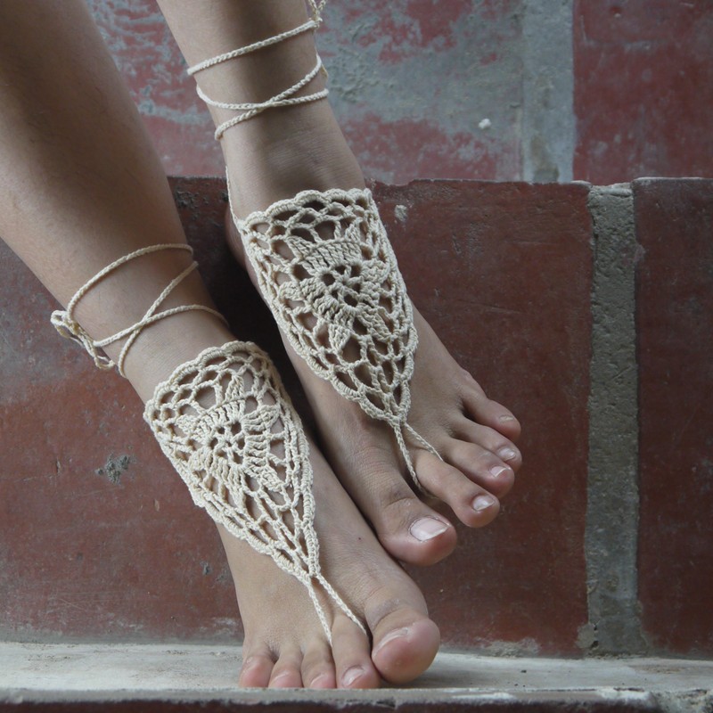 2Pcs Barefoot Crochet Sandals Beach Wedding Decor Women’s Knit Flat Sandals
