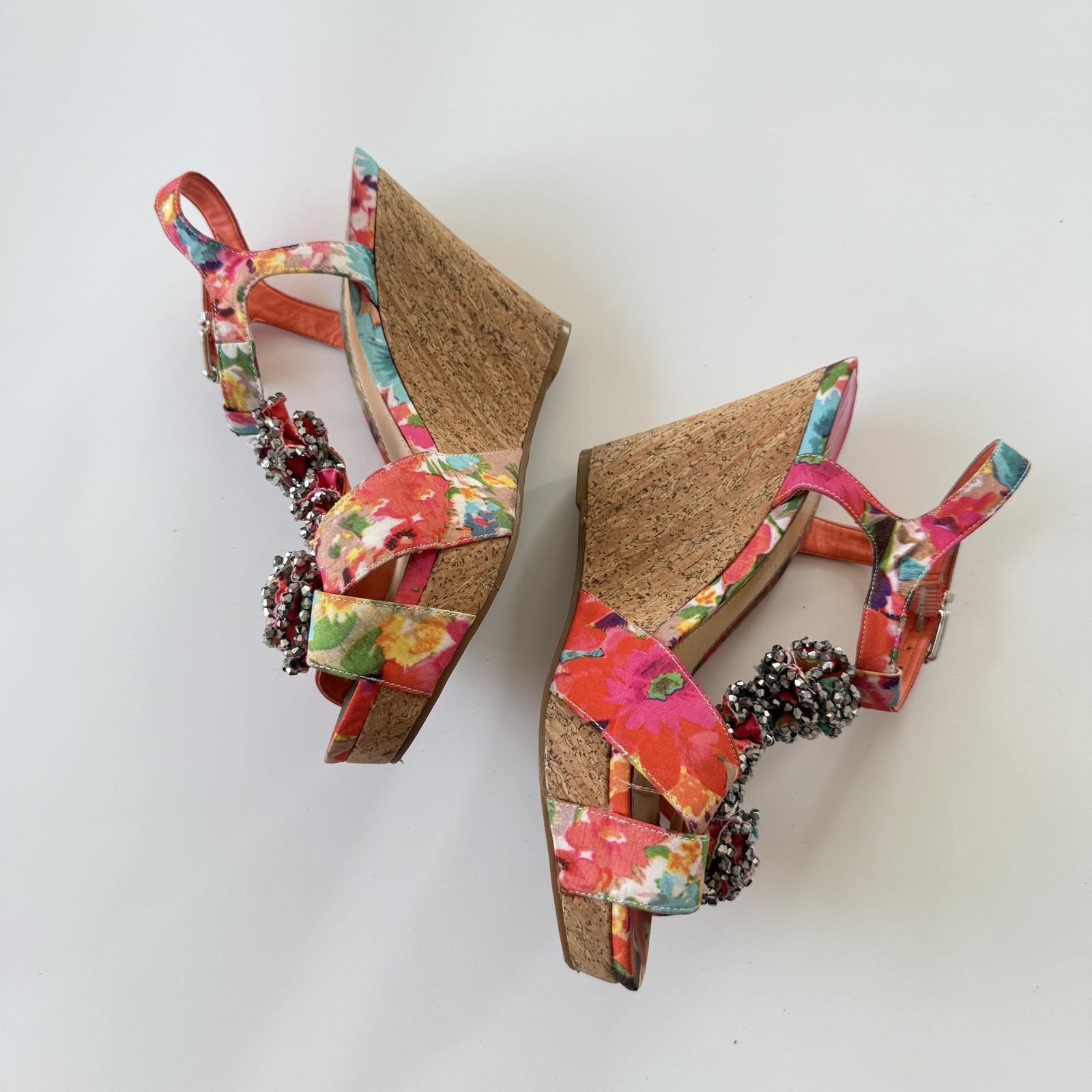 Gianni Bini Wedge Sandals Womens Size 9 Multicolor Floral Beaded Rhinestone