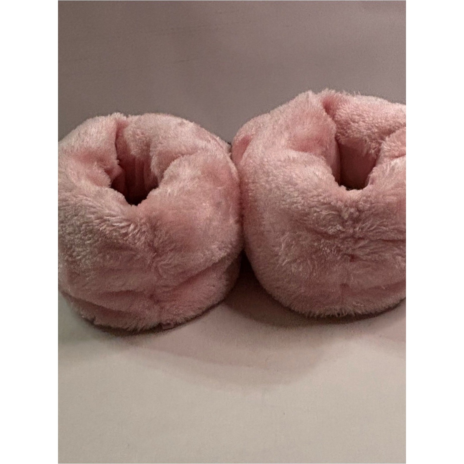 H&M Pink Plush Monster Claw Slippers with Black Claws Sz 36/37