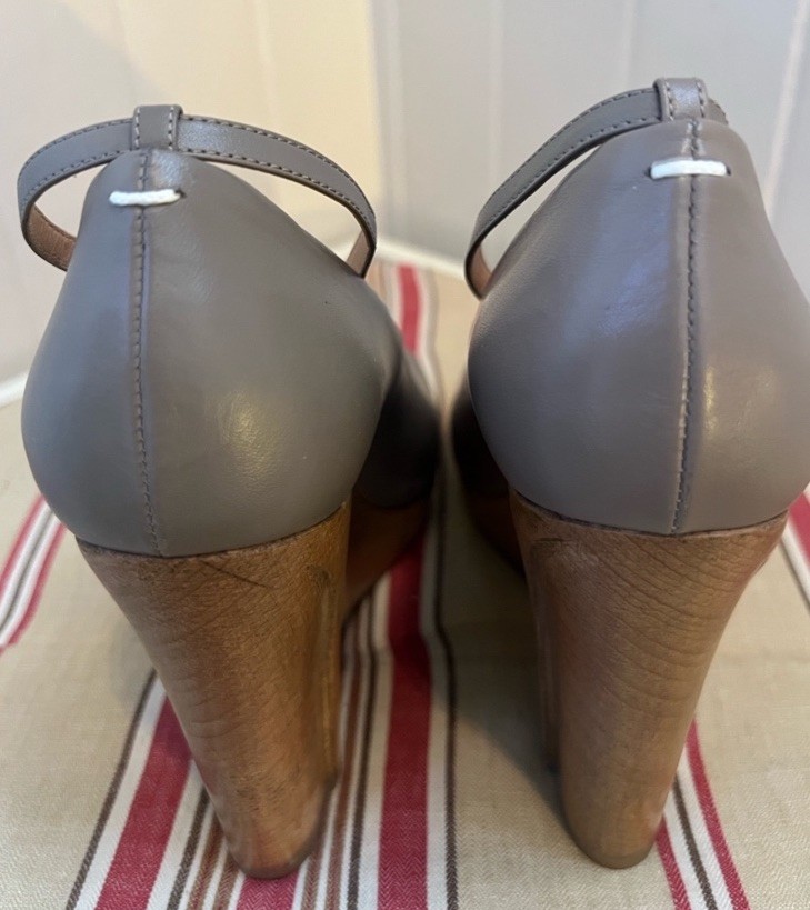 Maison Martin Margiela Taupe Peep-Toe Wood Wedge Heels Size 38 US 8