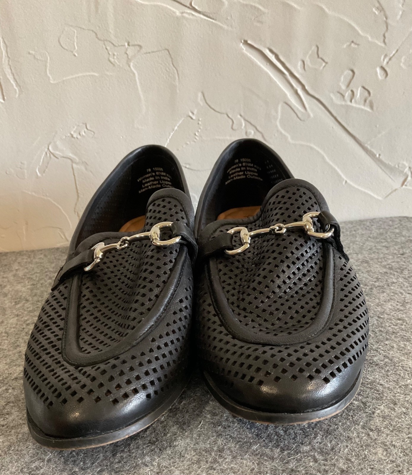 JOHNSTON & MURPHY Black Glove Leather loafer Sz 8.5 in EXCELLENT condition!