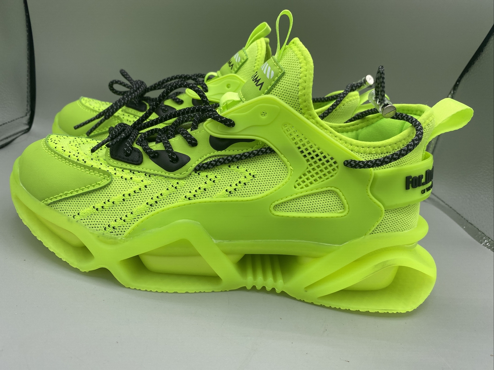 SAKITAMA Running Shoes Sneakers Casual Shoe Athletic Yellow Neon NEW 8.5M 11W