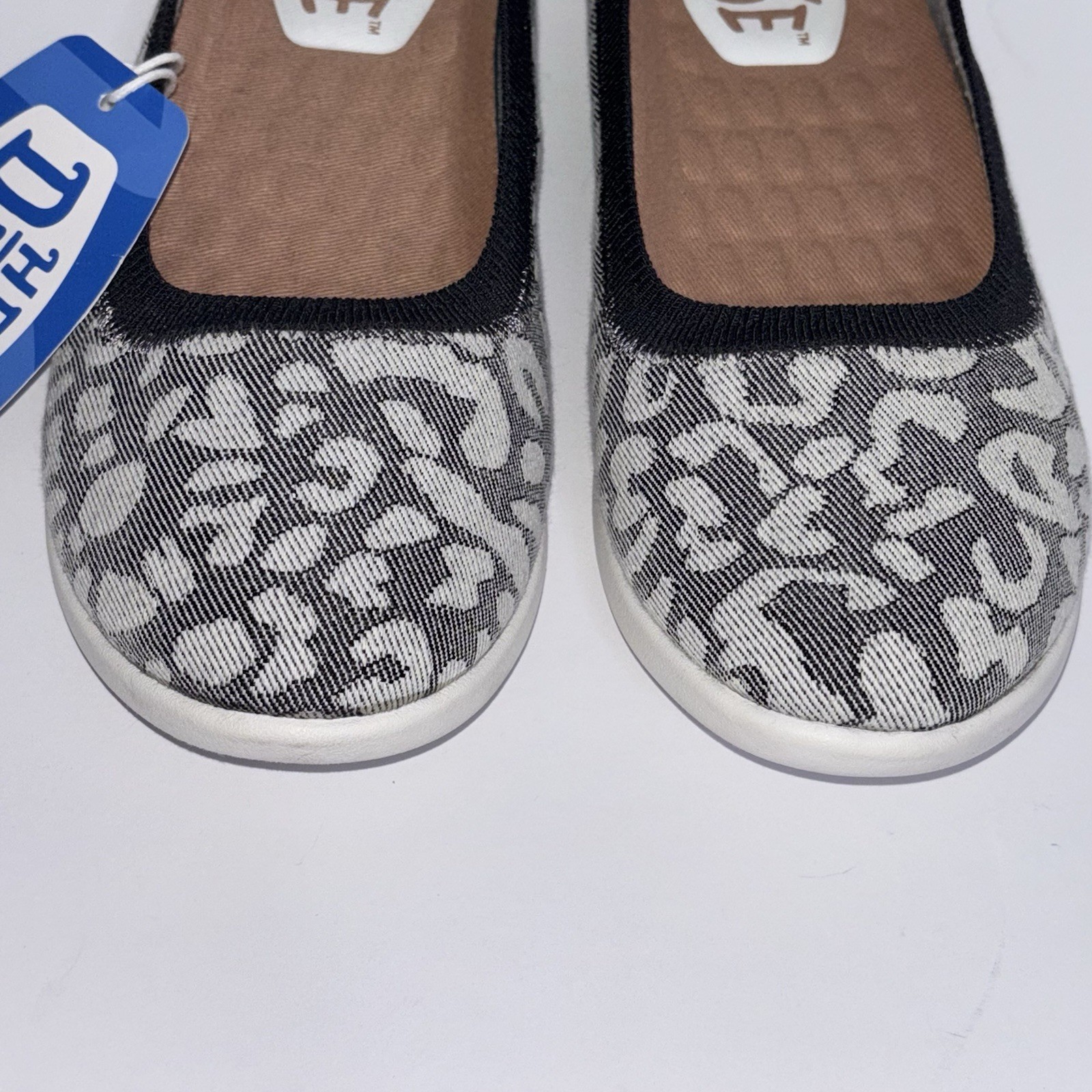Hey Dude Savannah Classic Slip On Leopard Ballet Flats Animal Print Size 7