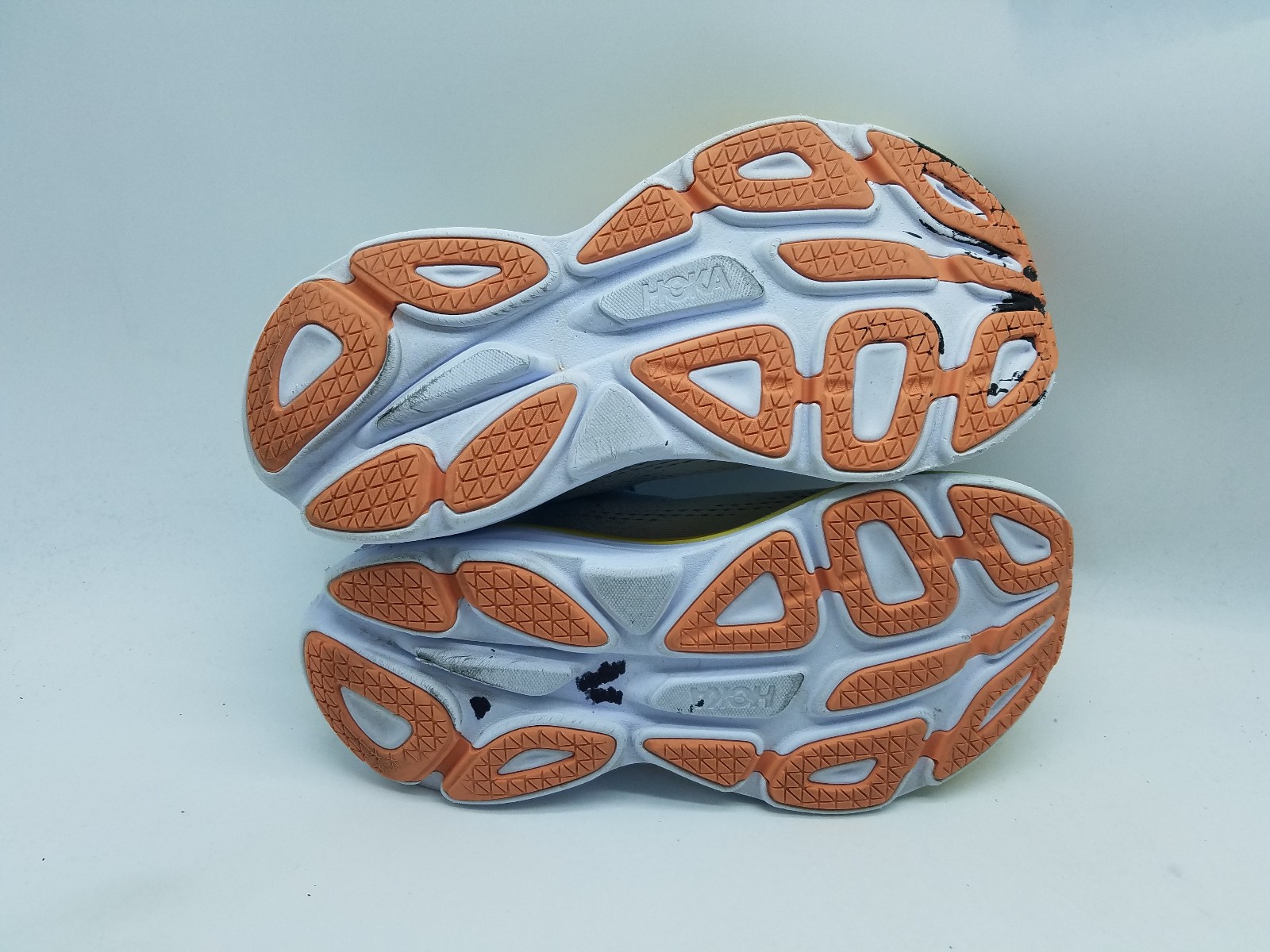 Hoka One One Bondi 8 Womens Size 9 B (Medium) Running Shoes Multicolor *See desc