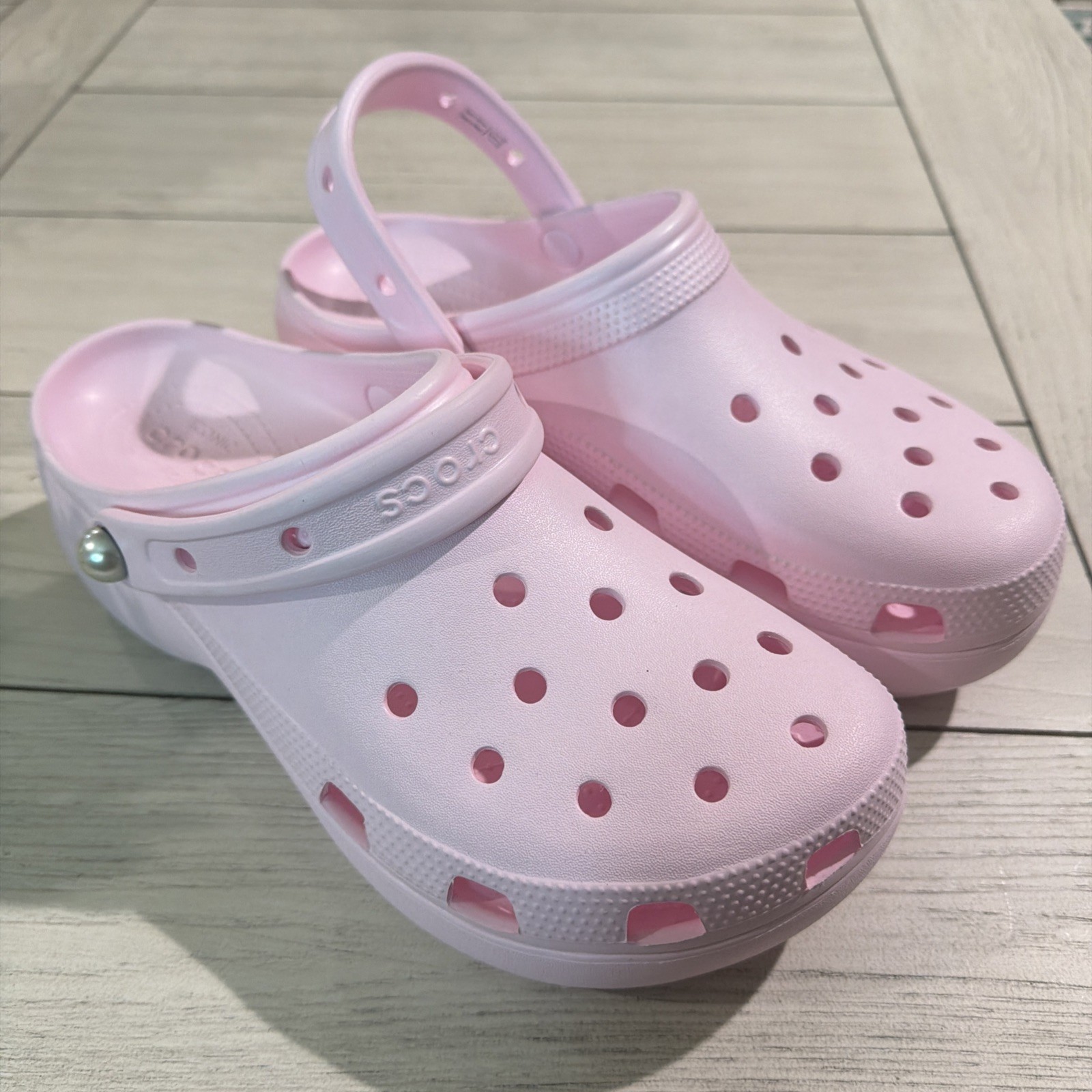 NEW Iconic Crocs Crush Platform Clogs Pearl Accent Comfort Light Pink Women’s 11